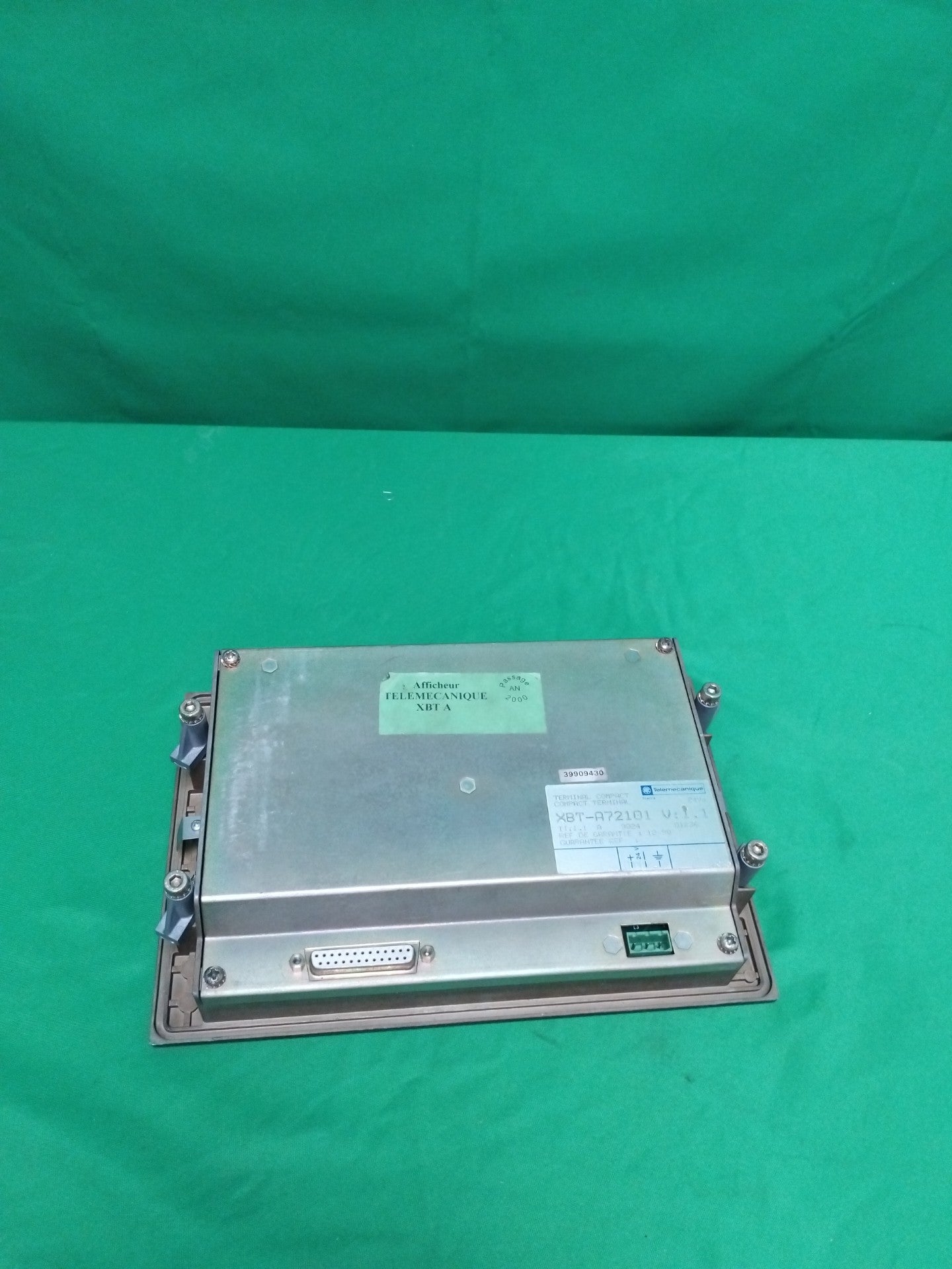 Telemecanique XBT-A72101 XBTA72101 TERMINAL COMPACT