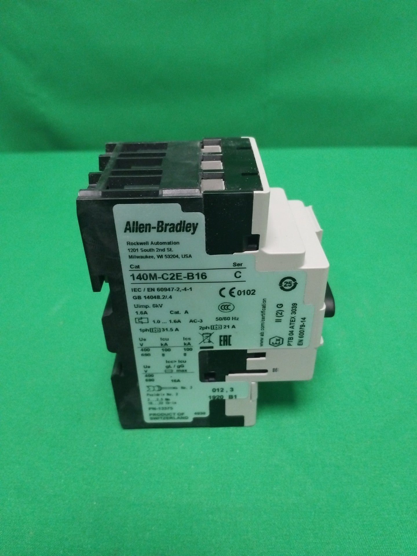 Allen Bradley 140M-C2E-B16 140MC2EB16 DISJONCTEUR
