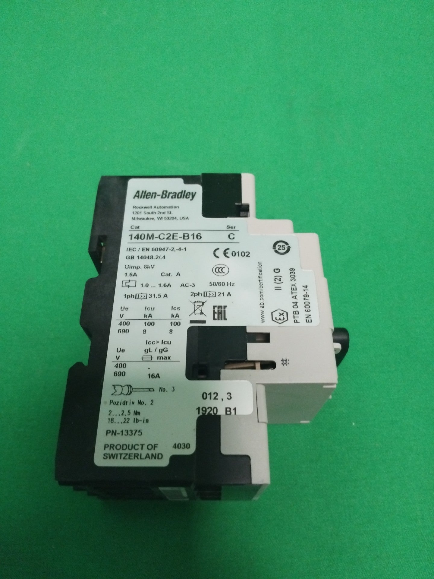 Allen Bradley 140M-C2E-B16 140MC2EB16 DISJONCTEUR