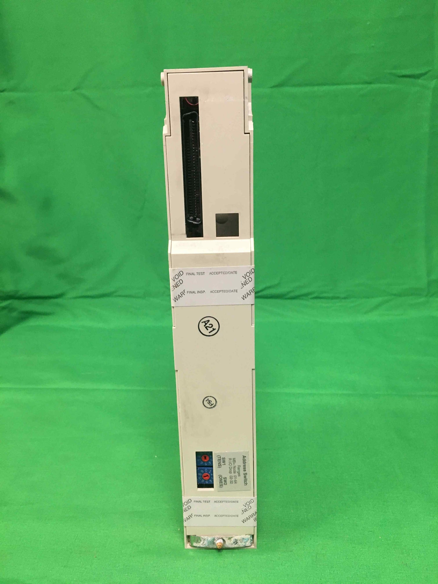 Schneider-Electric 140 CRA 931 00 USED 140CRA93100 MISSING COVER