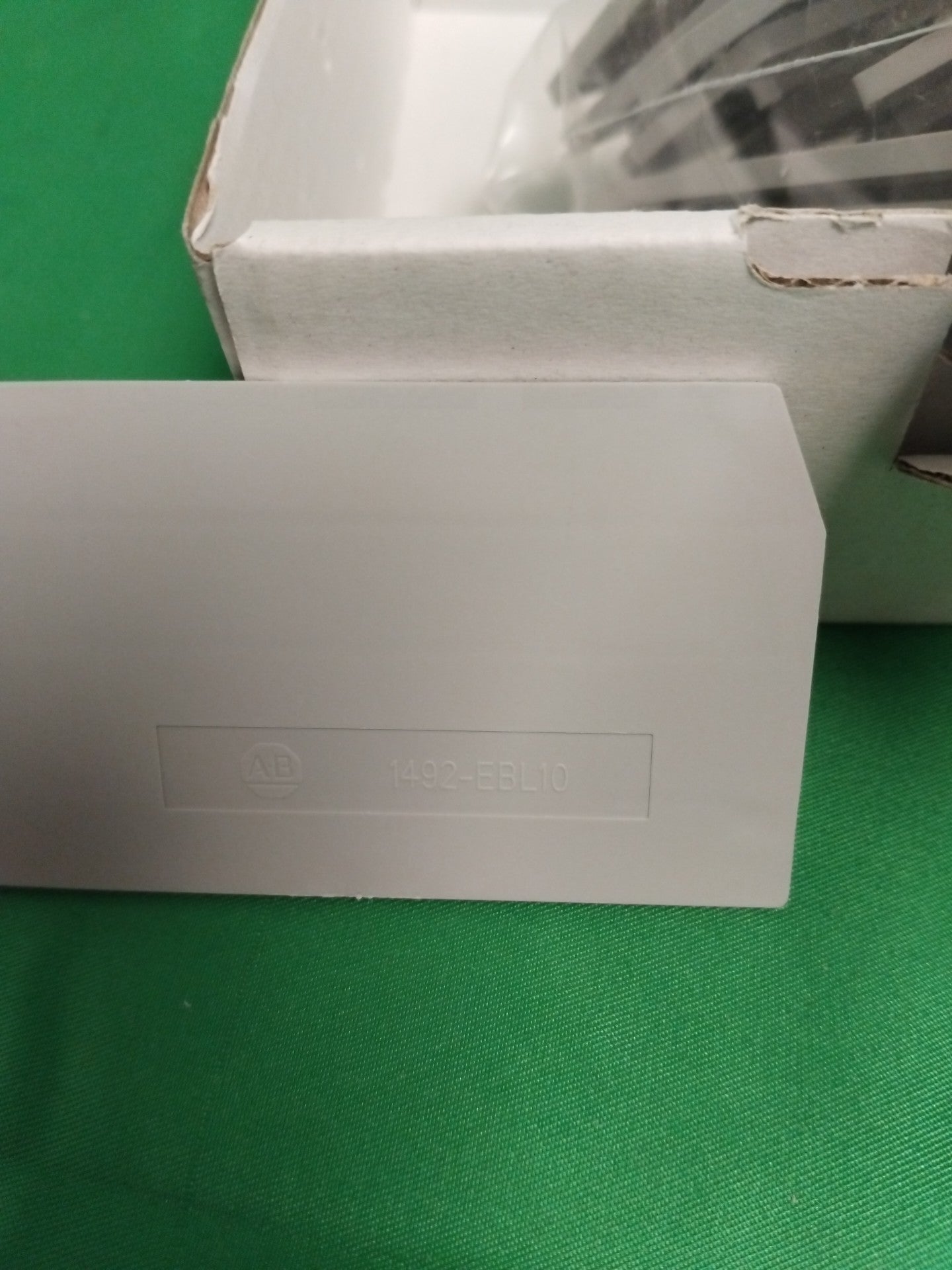 Allen Bradley 1492-EBL10 1492EBL10 BOX OF 20 UNITS
