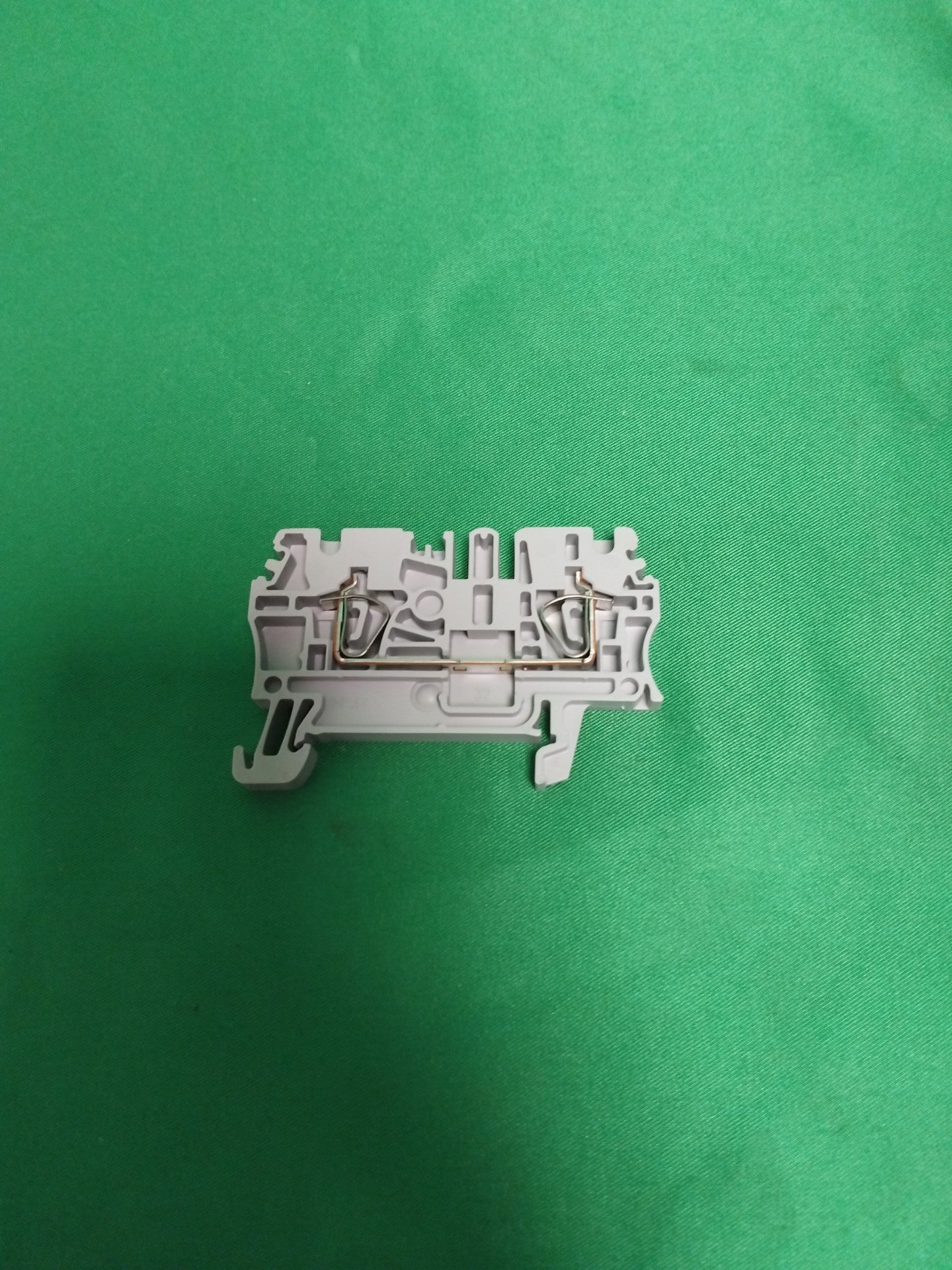 Allen Bradley 1492-L3 1492L3 BOX OF 100 UNITS