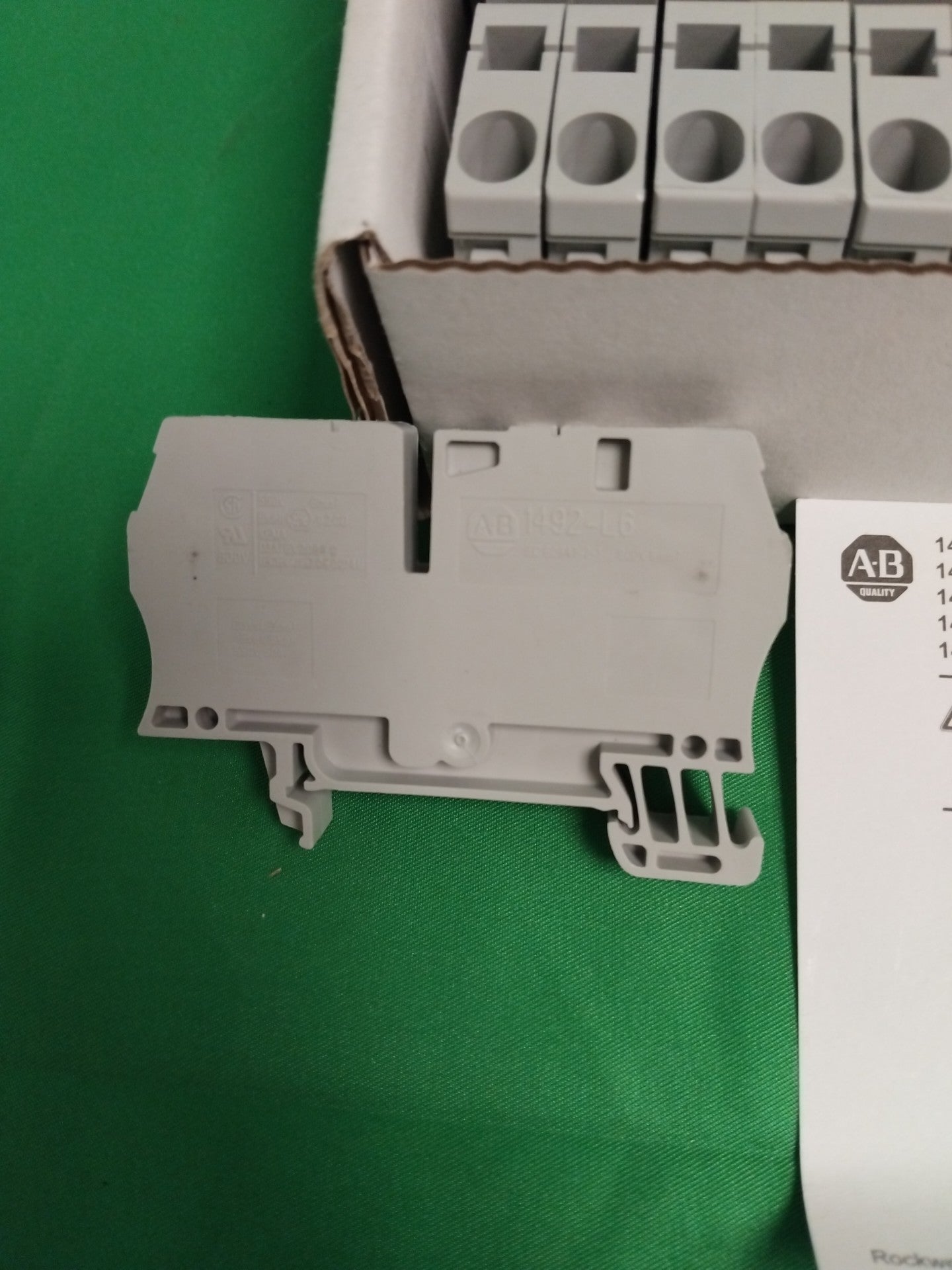 Allen Bradley 1492-L6 1492L6 BOX OF 50 UNITS