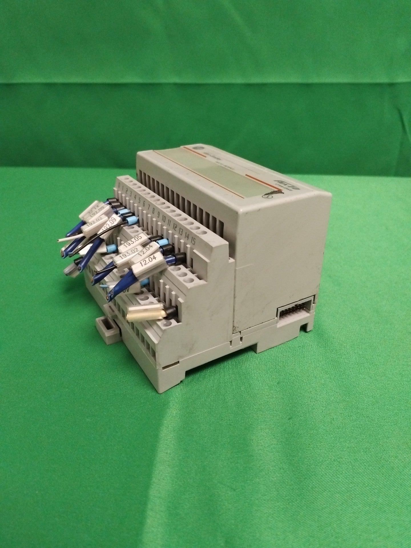 Allen Bradley 1794-0W8 17940W8