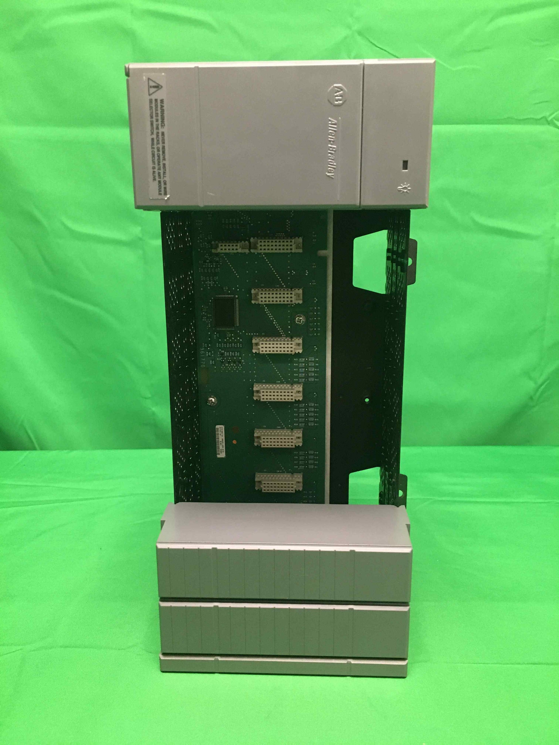 Allen-Bradley 1746-P1 1746P1 1746-A7