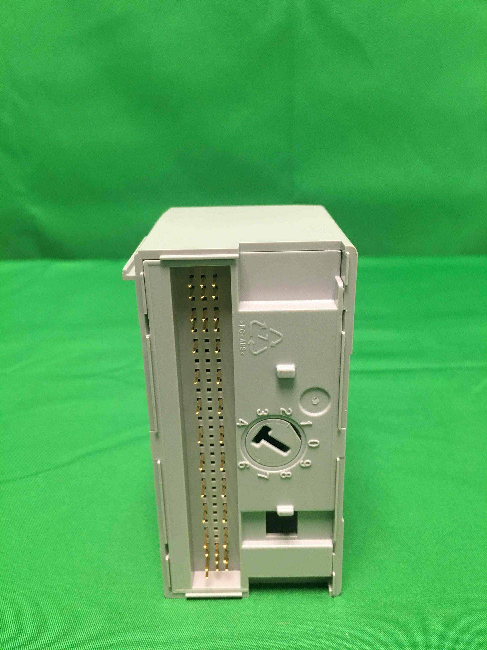 Allen-Bradley 1794-OW8 1794OW8