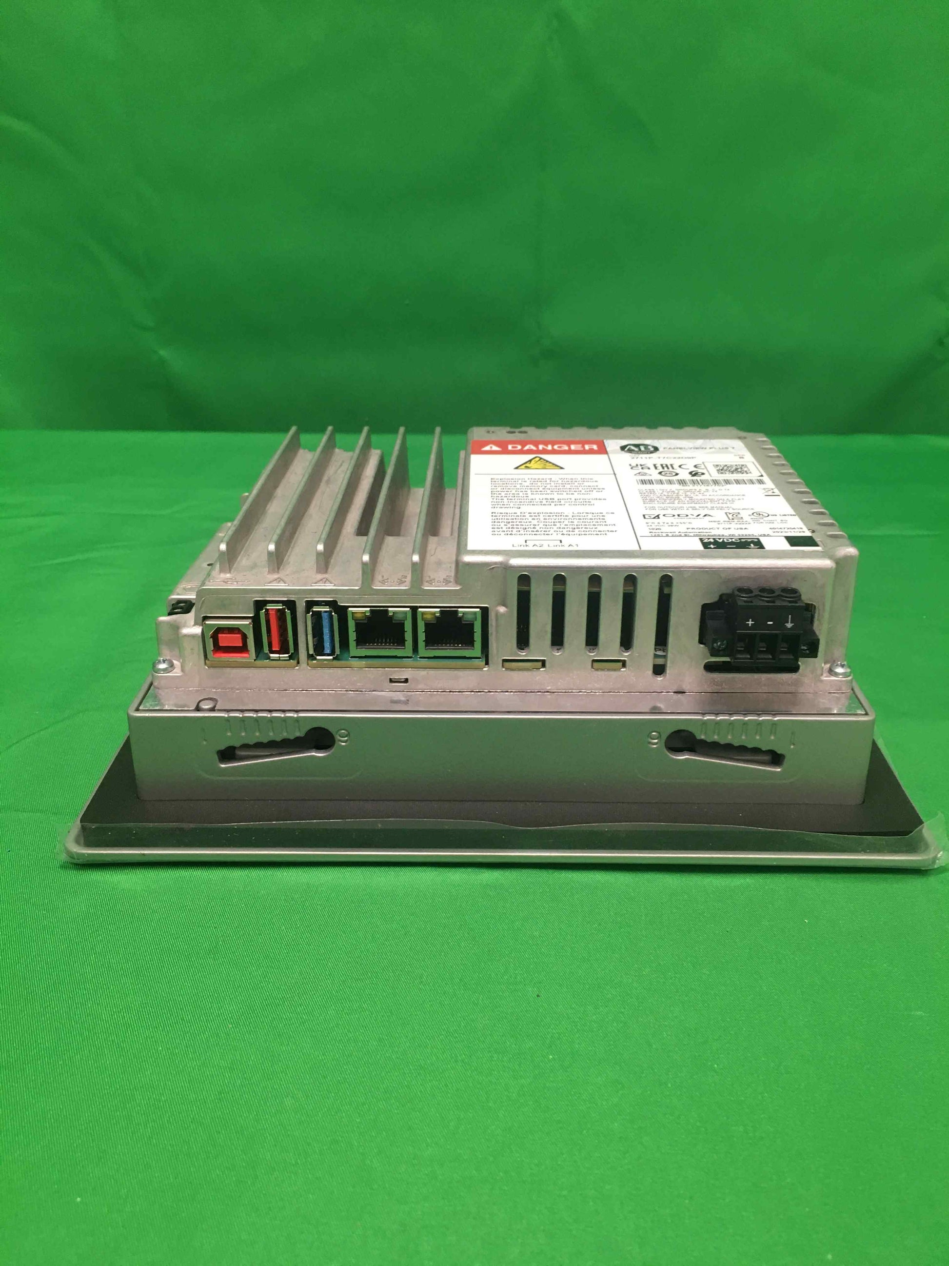 Allen-Bradley 2711P-T7C22D9P 2711PT7C22D9P WITHOUT ORIGINAL PACKAGING