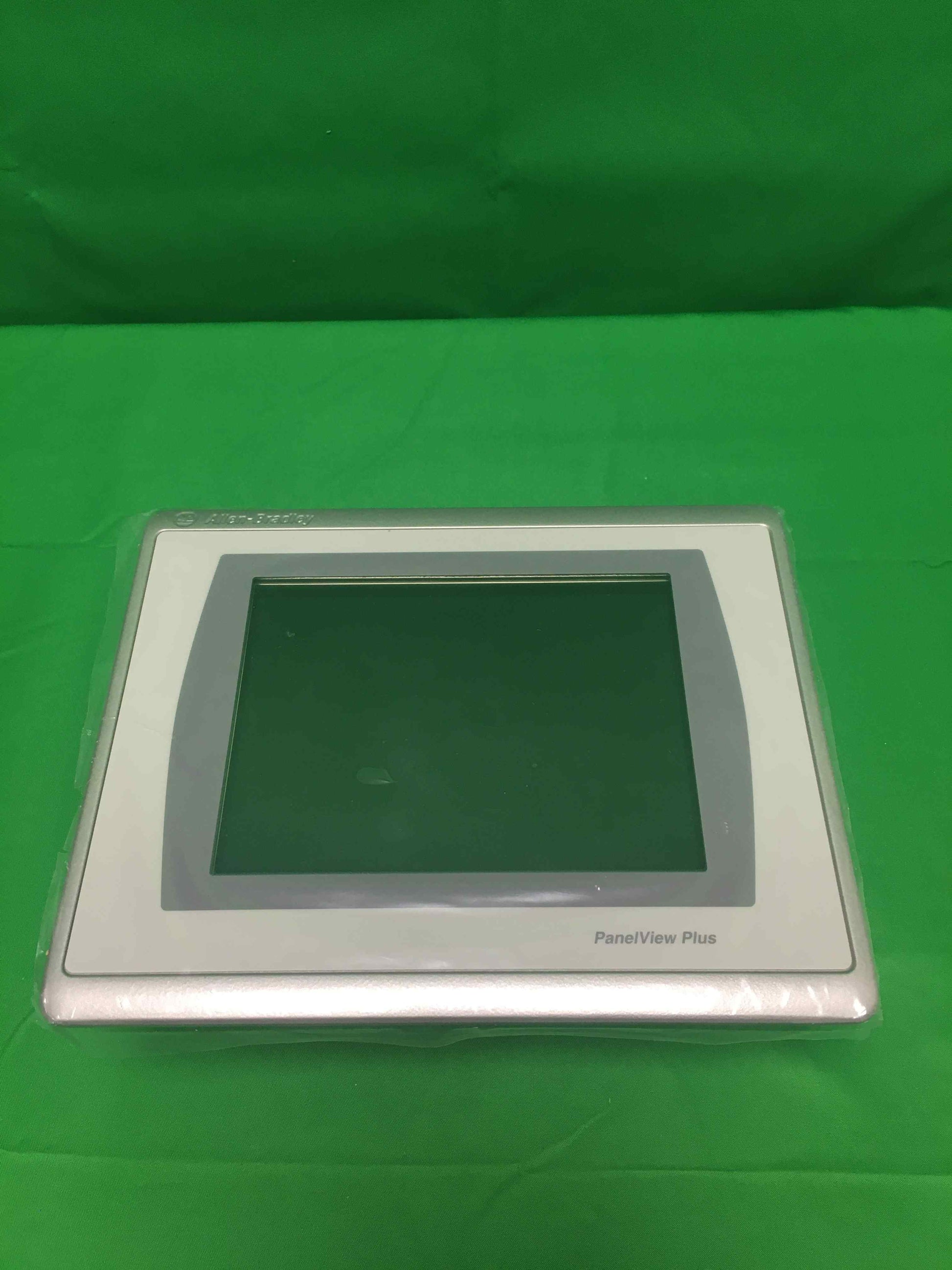 Allen-Bradley 2711P-T7C22D9P 2711PT7C22D9P WITHOUT ORIGINAL PACKAGING