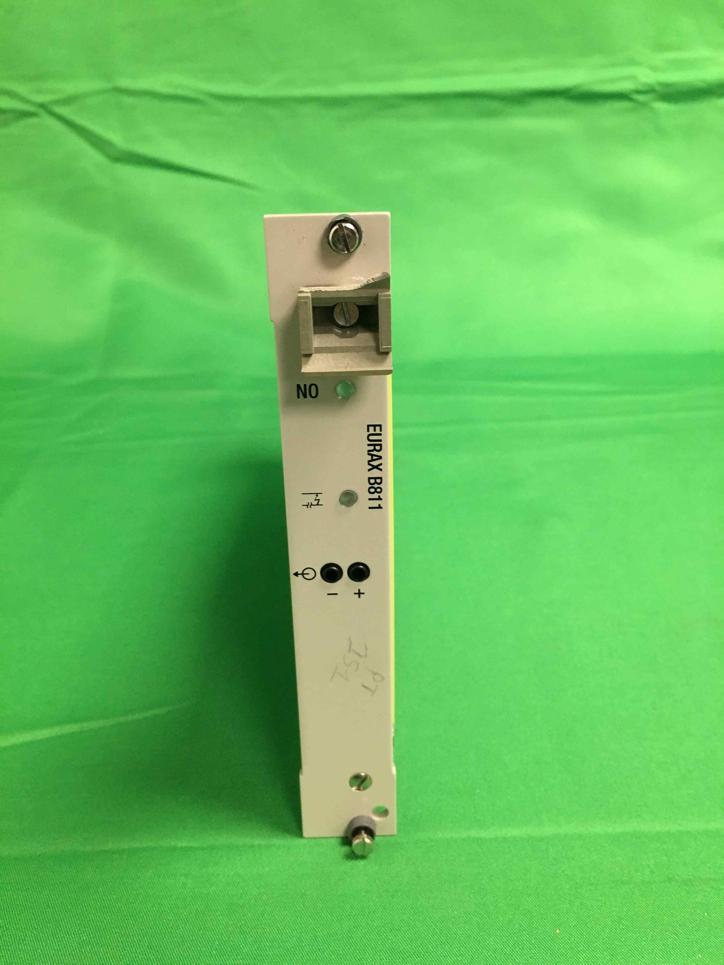 EURAX 811-24B0 0000 81124B00000