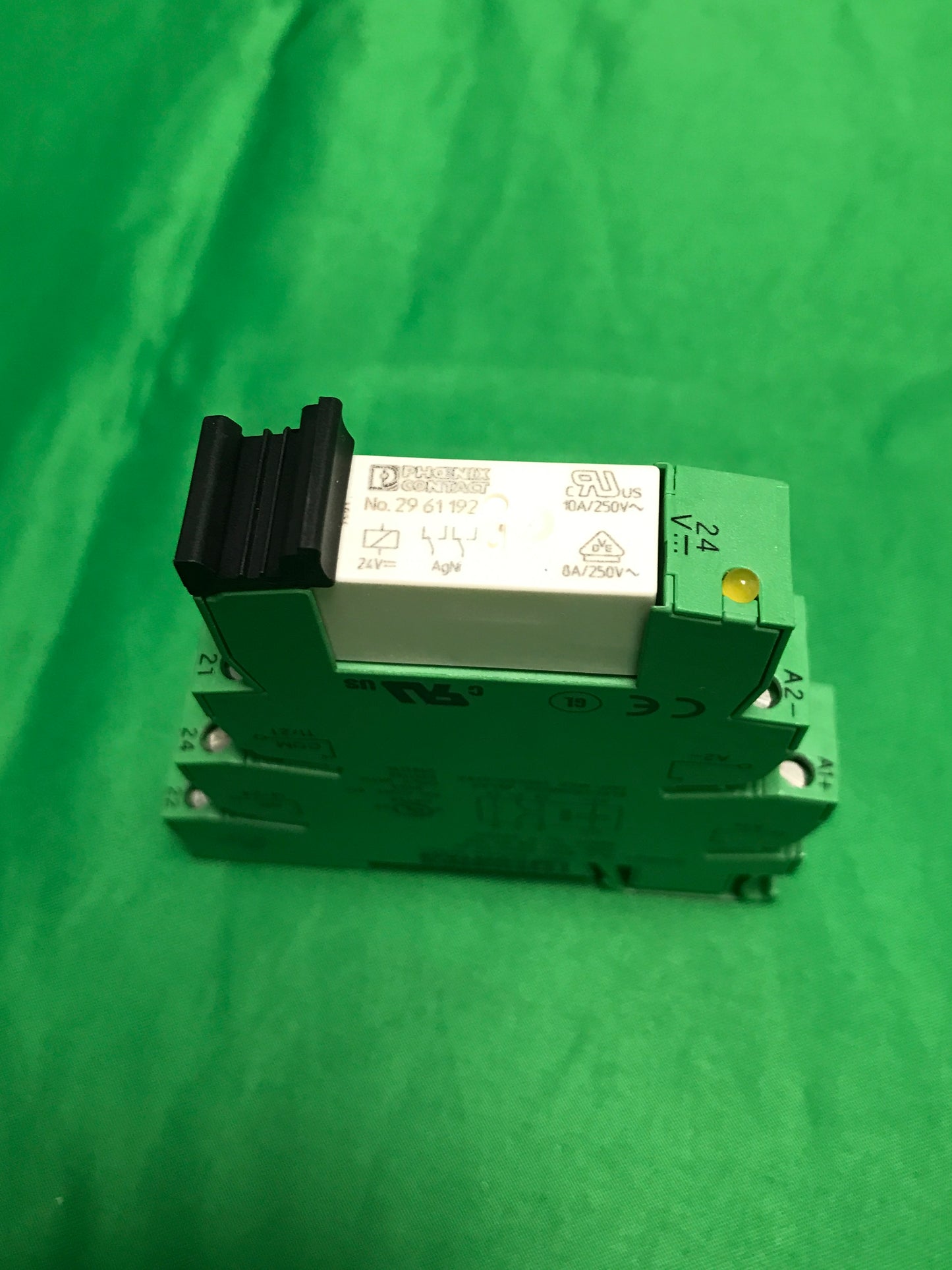 PHOENIX CONTACT PLC-RSC-24DC PLCRSC24DC 29 67 015 BOX OF 2 UNITS