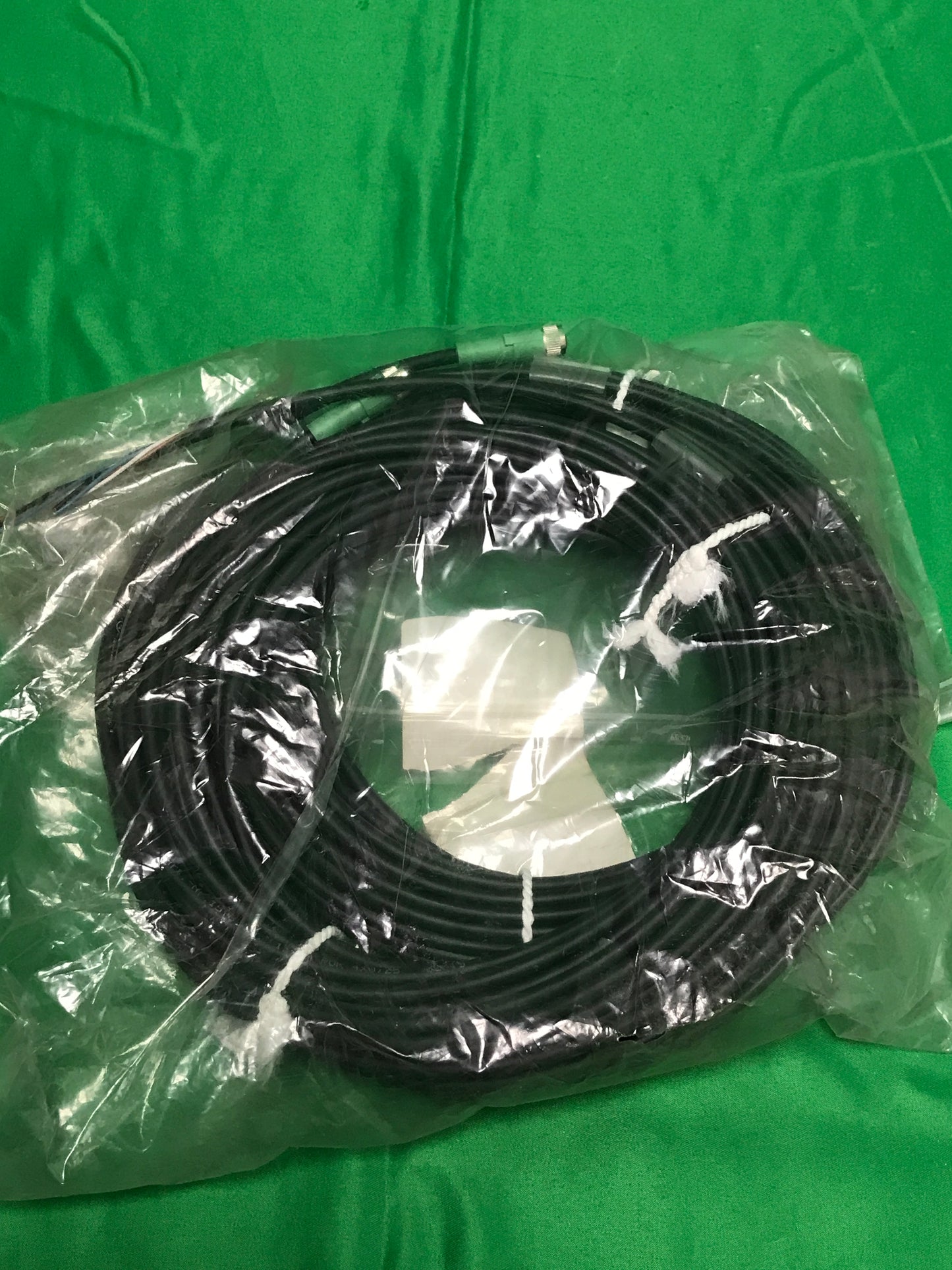 PHOENIX CONTACT SAC-4P-15,0-PUR M 8FS SAC4P150PURM8FS SAC-4P-15,0-PUR/M 8FS