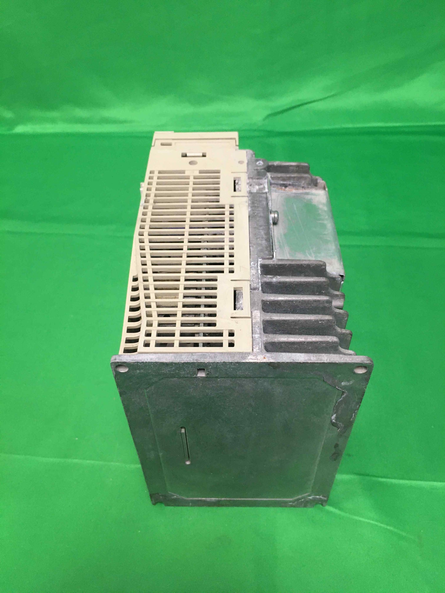 Omron YASKAWA SGDH-05DE-OY SGDH05DEOY