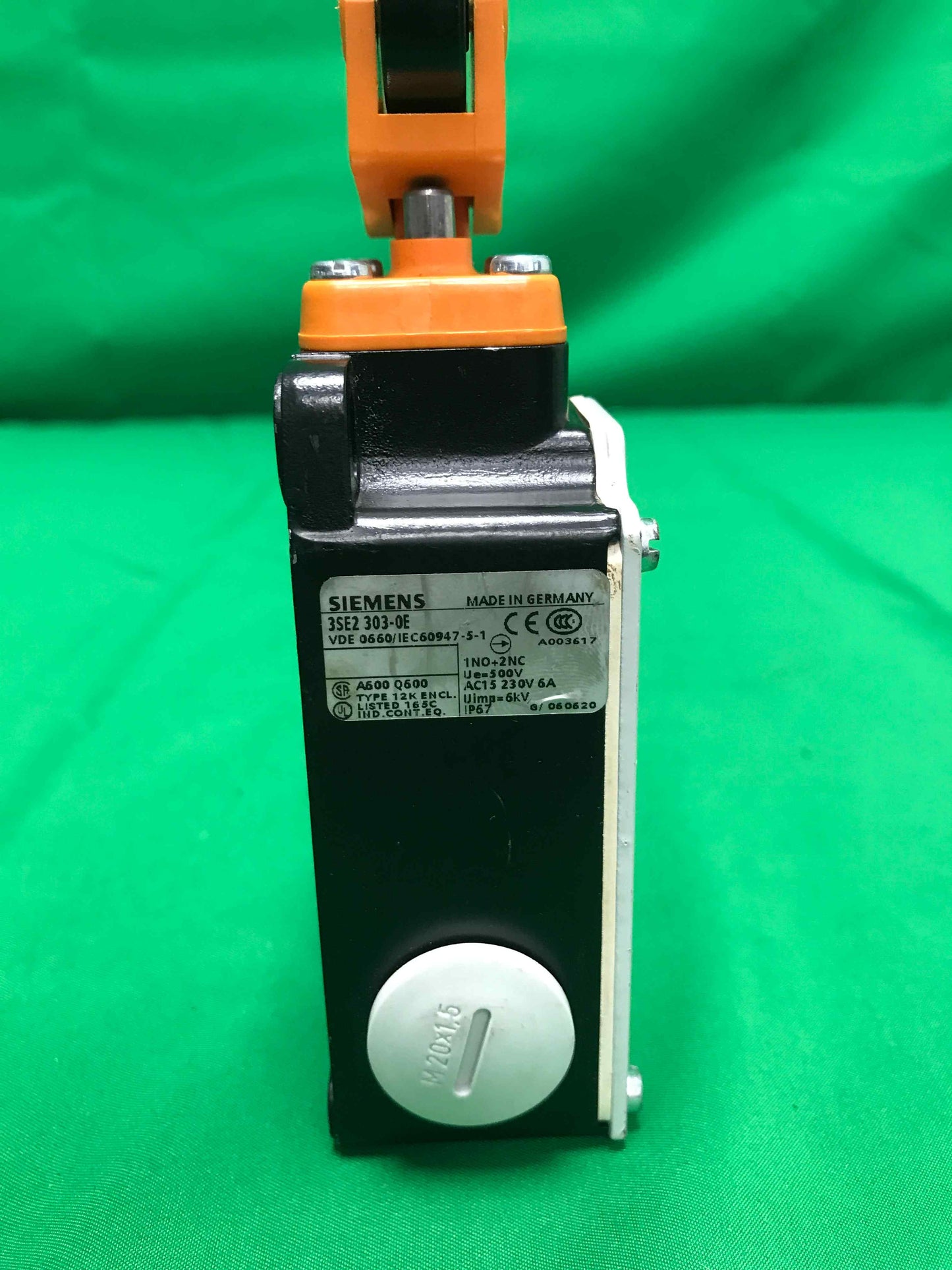 Siemens 3SE2 303-0E 3SE23030E