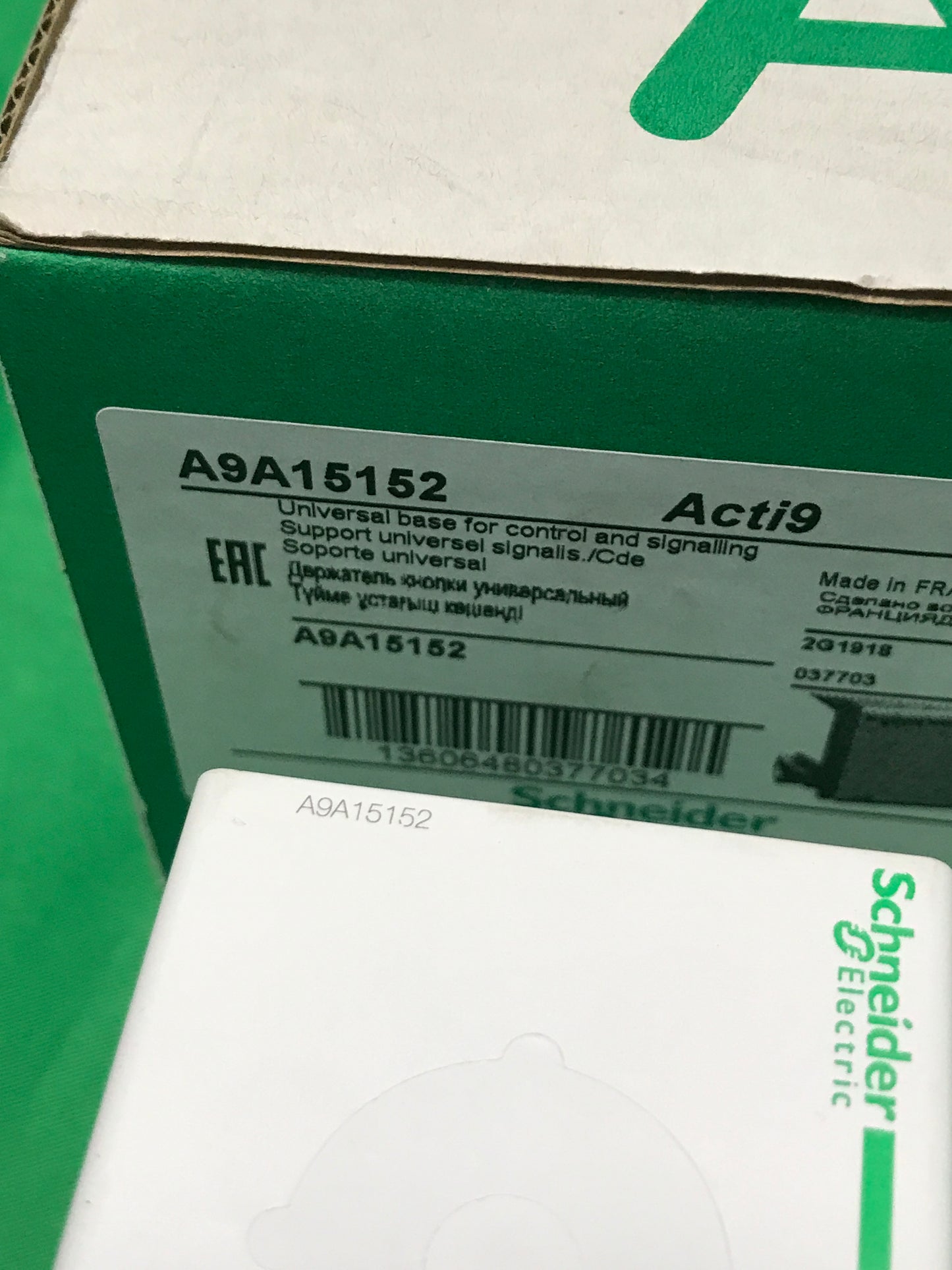 Schneider-Electric A9A15152 A9A15152 BOX OF 4 UNITS