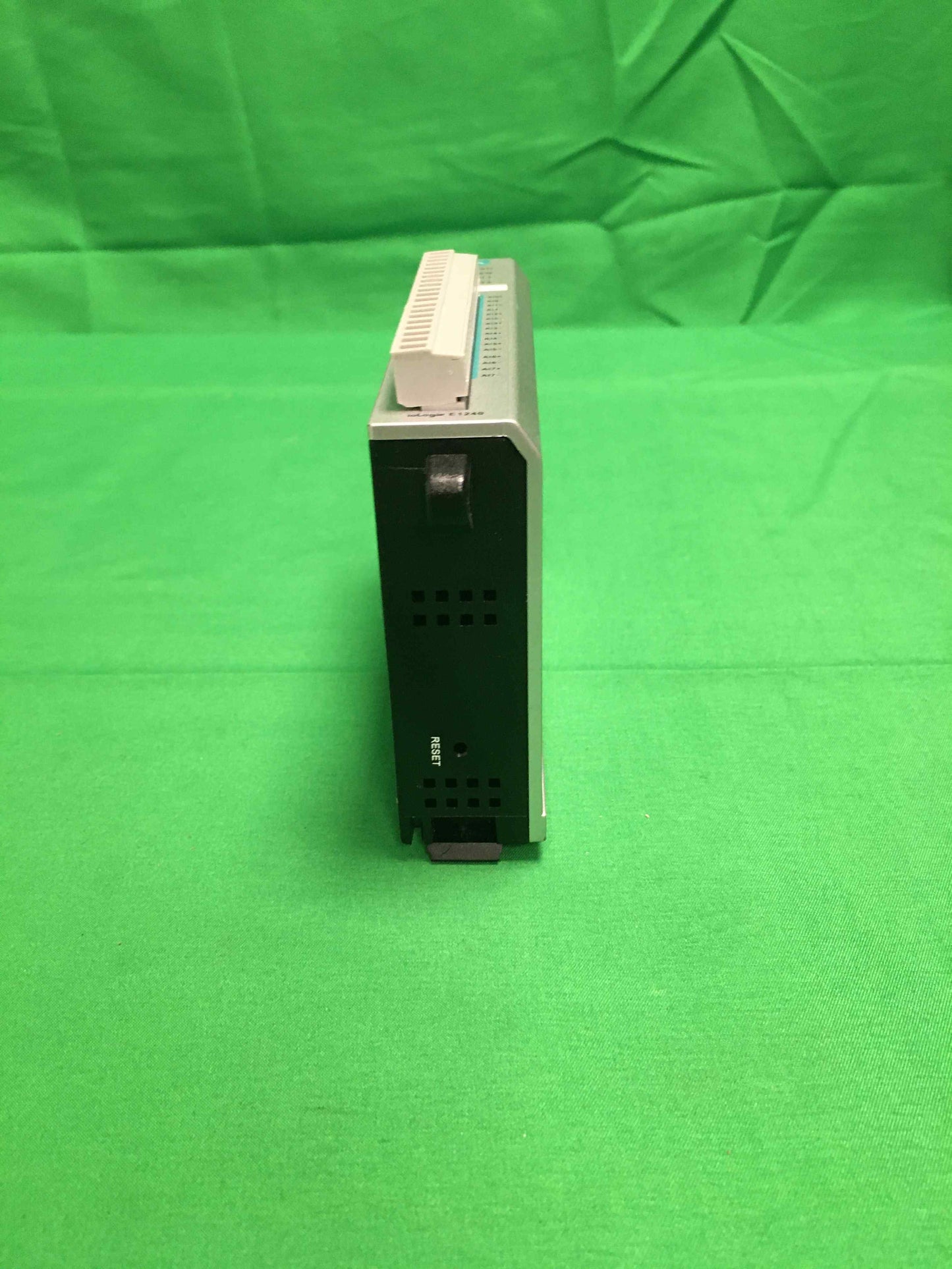 MOXA-E1240-T/E1240T