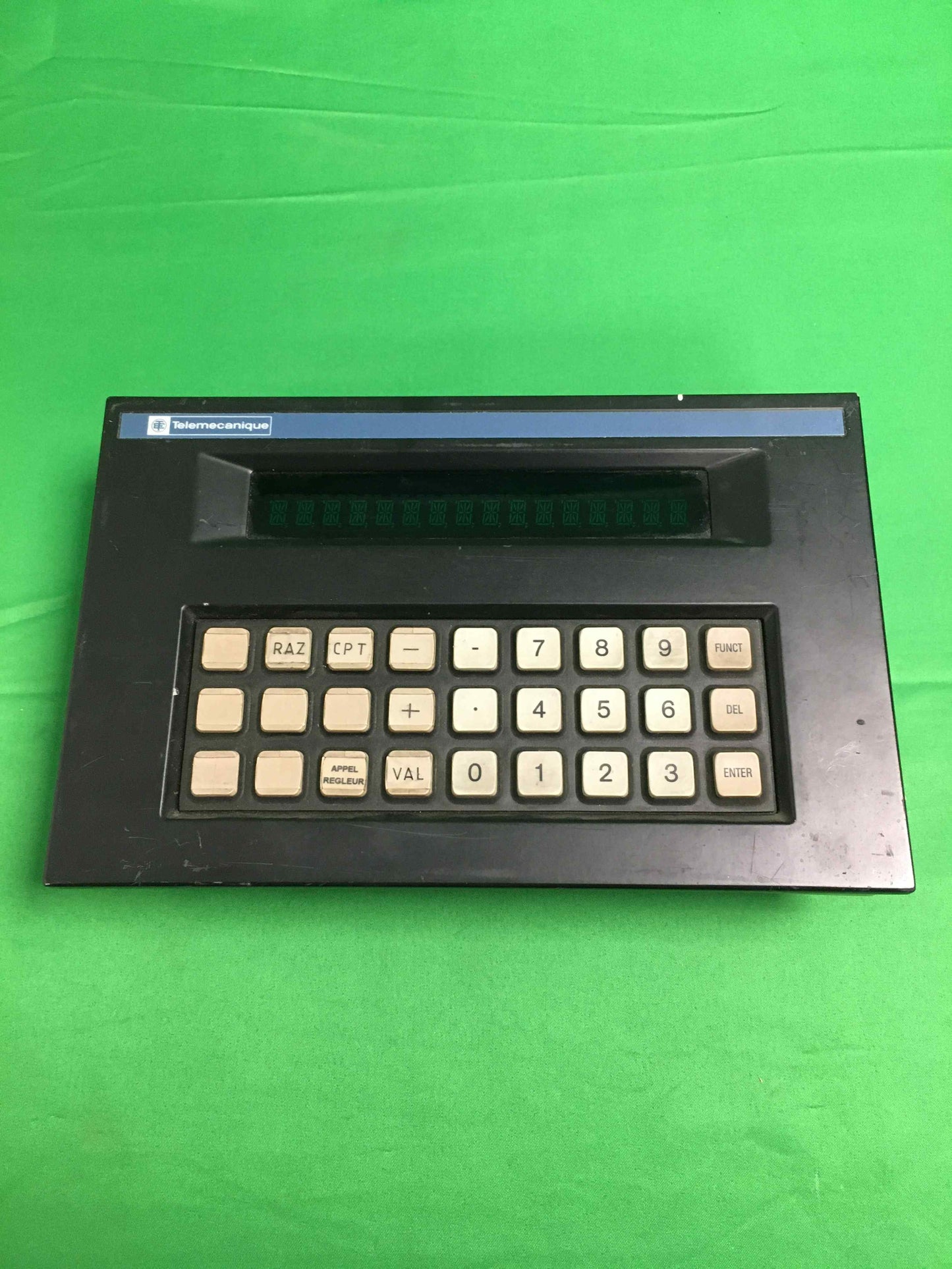 Telemecanique XBT-A811010 XBTA811010