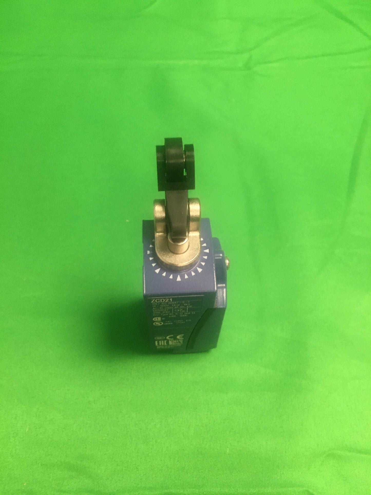 Telemecanique XCKD2127P16 XCKD2127P16