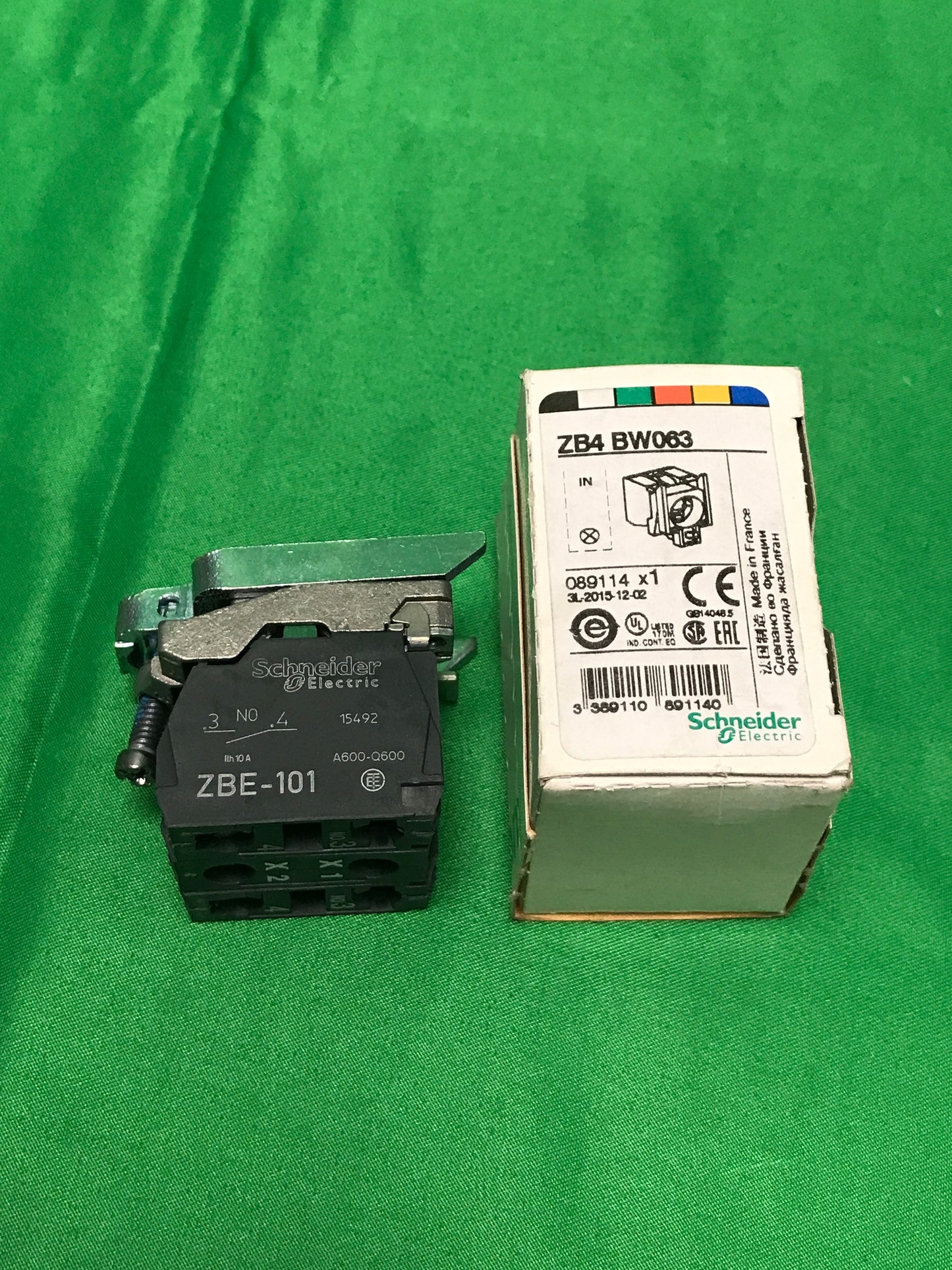 Schneider-Electric ZB4 BW063 ZB4BW063