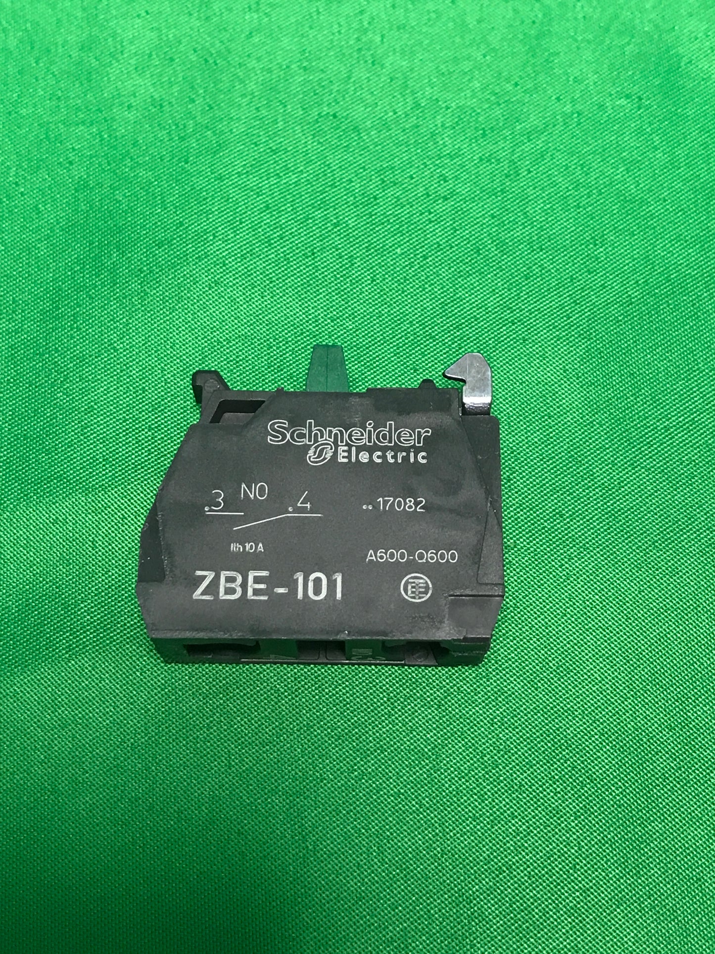 Schneider-Electric ZBE 101 ZBE101 BOX OF 2 UNITS