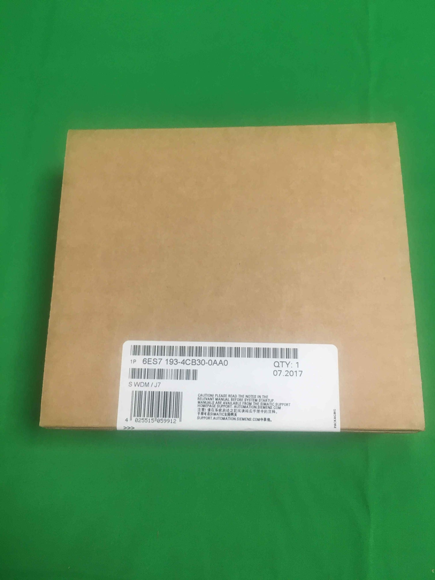 Siemens 6ES7 193-4CB30-0AA0 6ES71934CB300AA0 SEALED