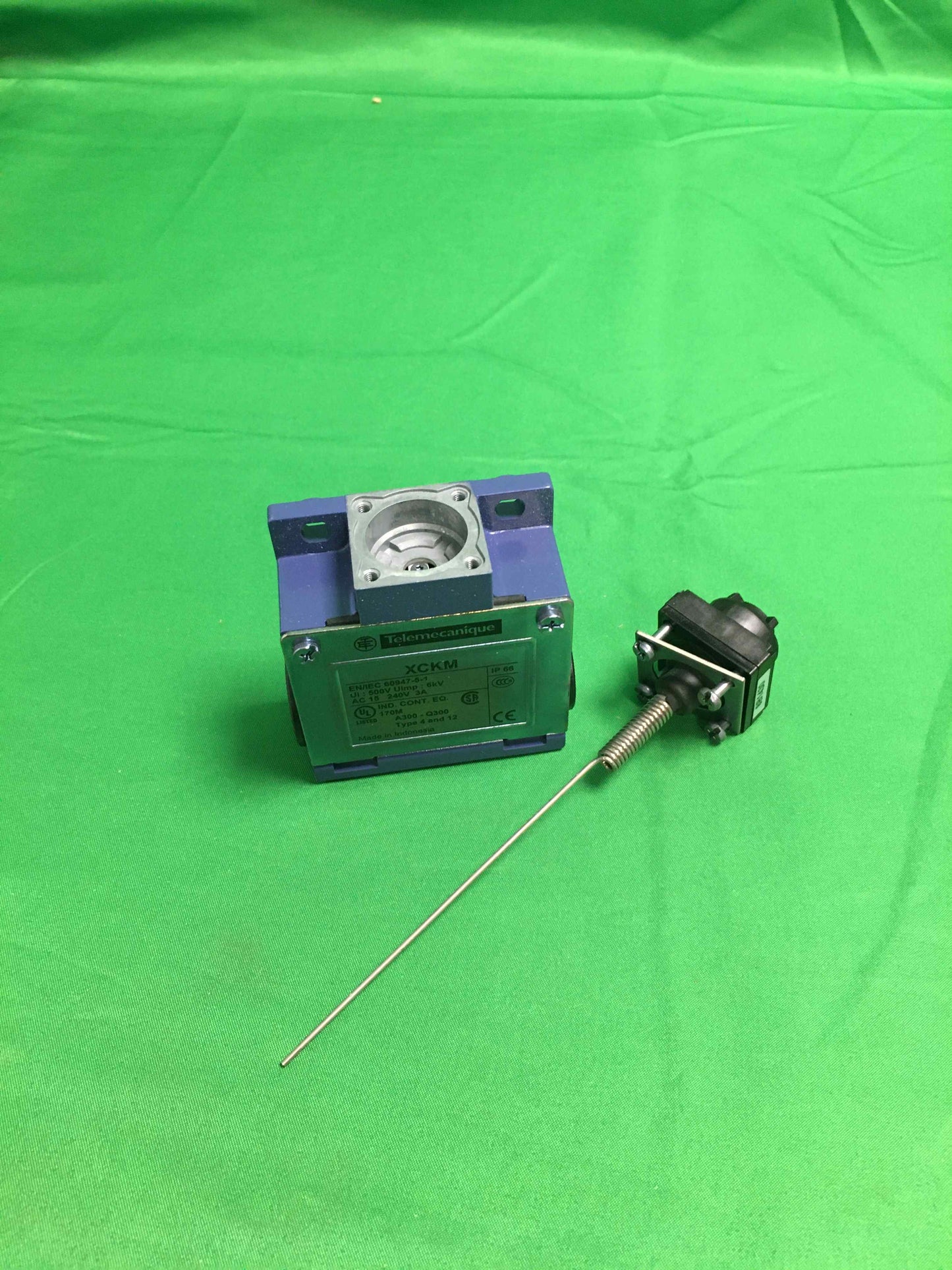 Telemecanique XCKM106H29 XCKM106H29