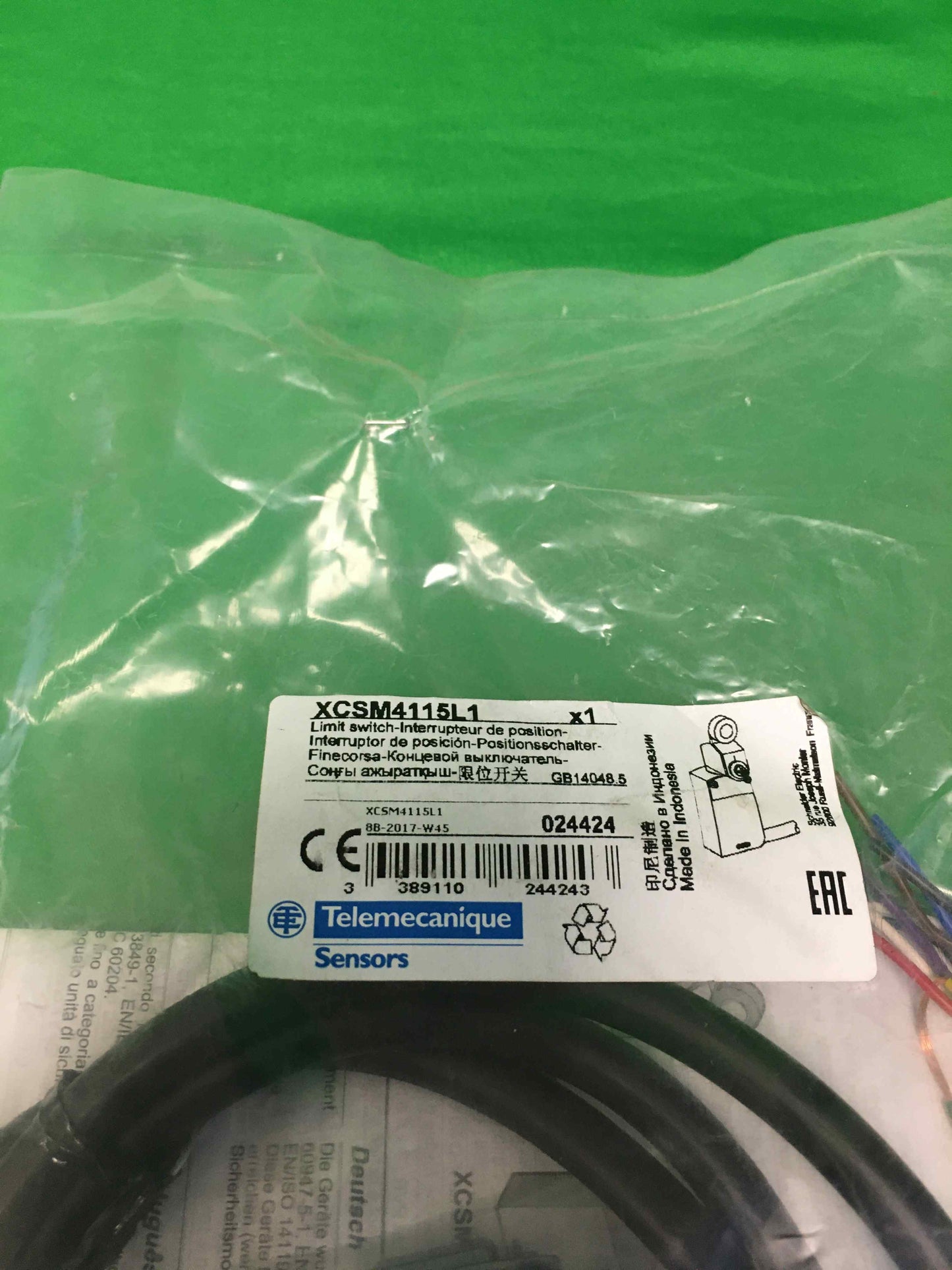 Telemecanique XCSM4115L1 XCSM4115L1