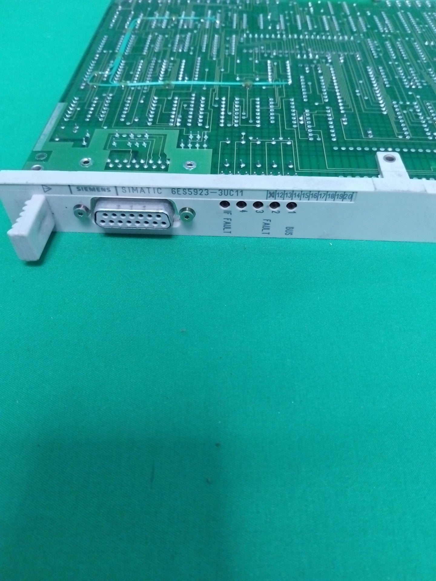 Siemens 6ES5923-3UC11 6ES59233UC11