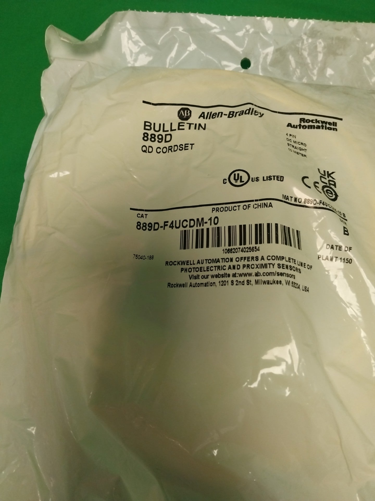 Allen Bradley 889D-F4UCDM-10 889DF4UCDM10