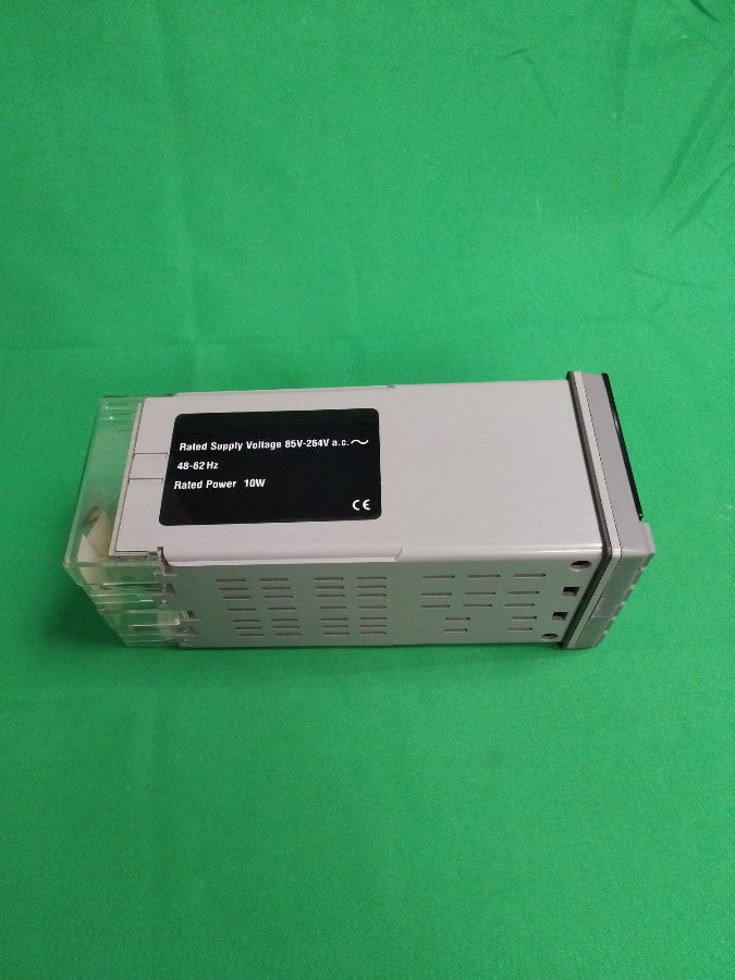 Eurotherm 902S /IS/HDC////VH/XS 902SISHDCVHXS LF/IT/HAF////XA///0/1700/C/25