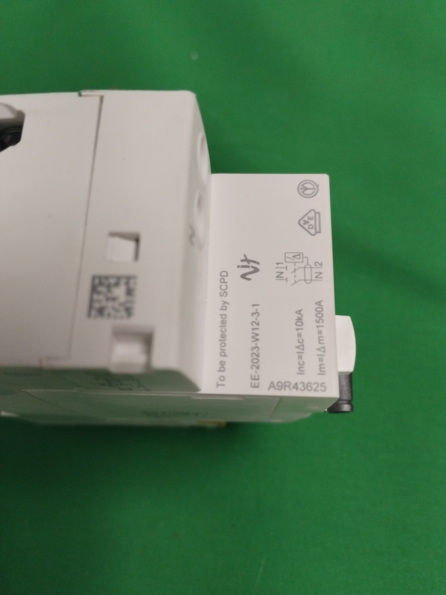 Schneider-Electric A9R43625 A9R43625 WITHOUT ORIGINAL PACKAGING