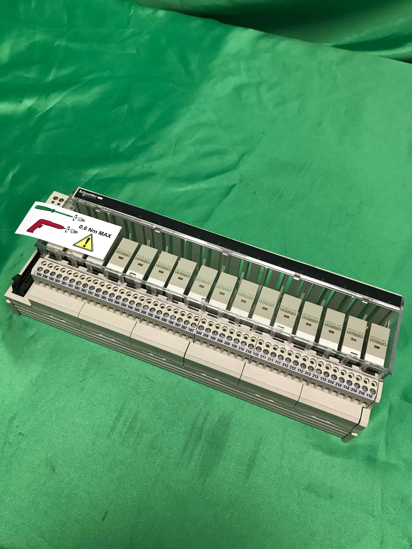 Schneider Electric-ABE7R16T330/ABE7R16T330