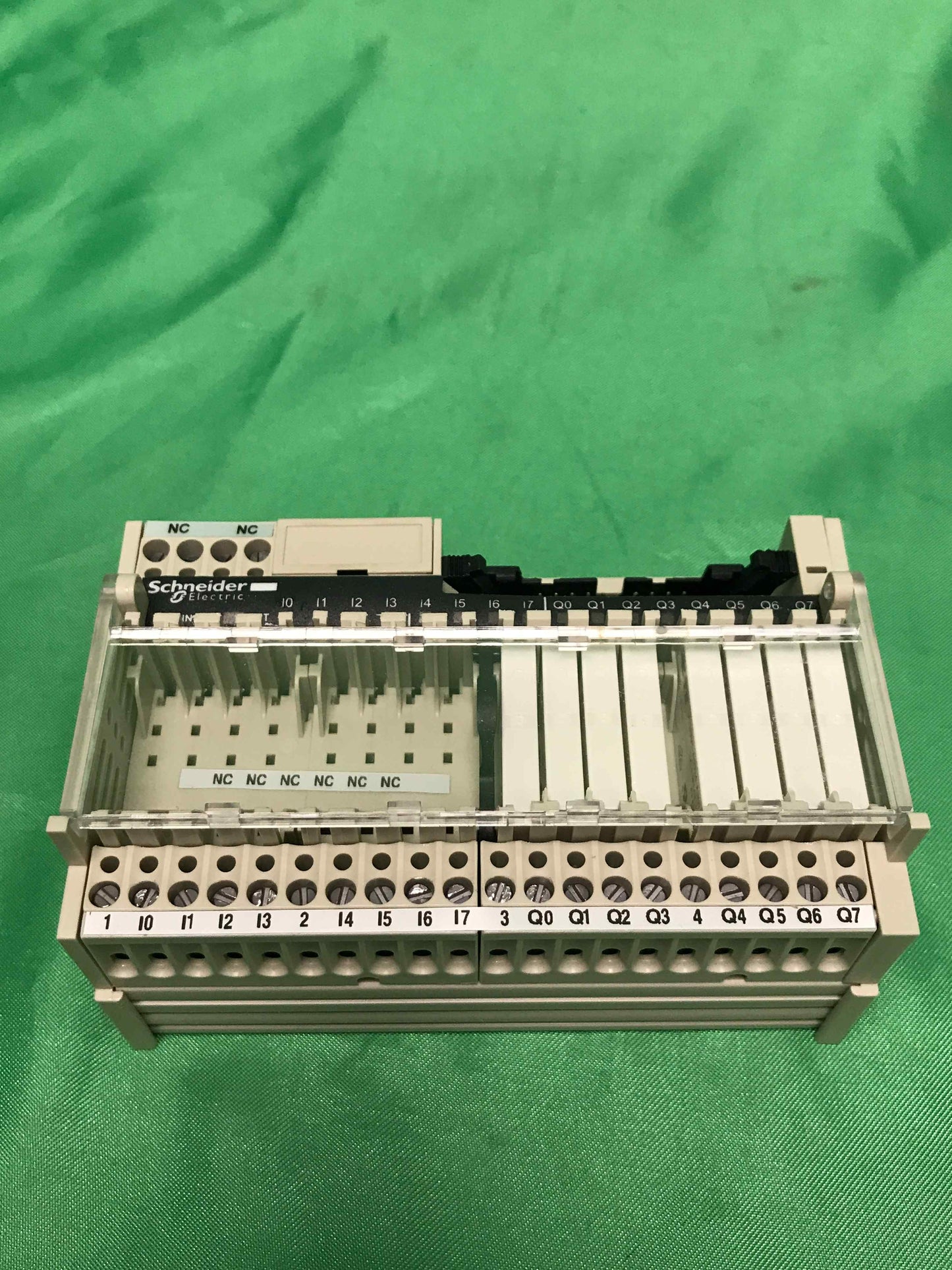 Schneider Electric-ABE7 R16M111/ABE7R16M111