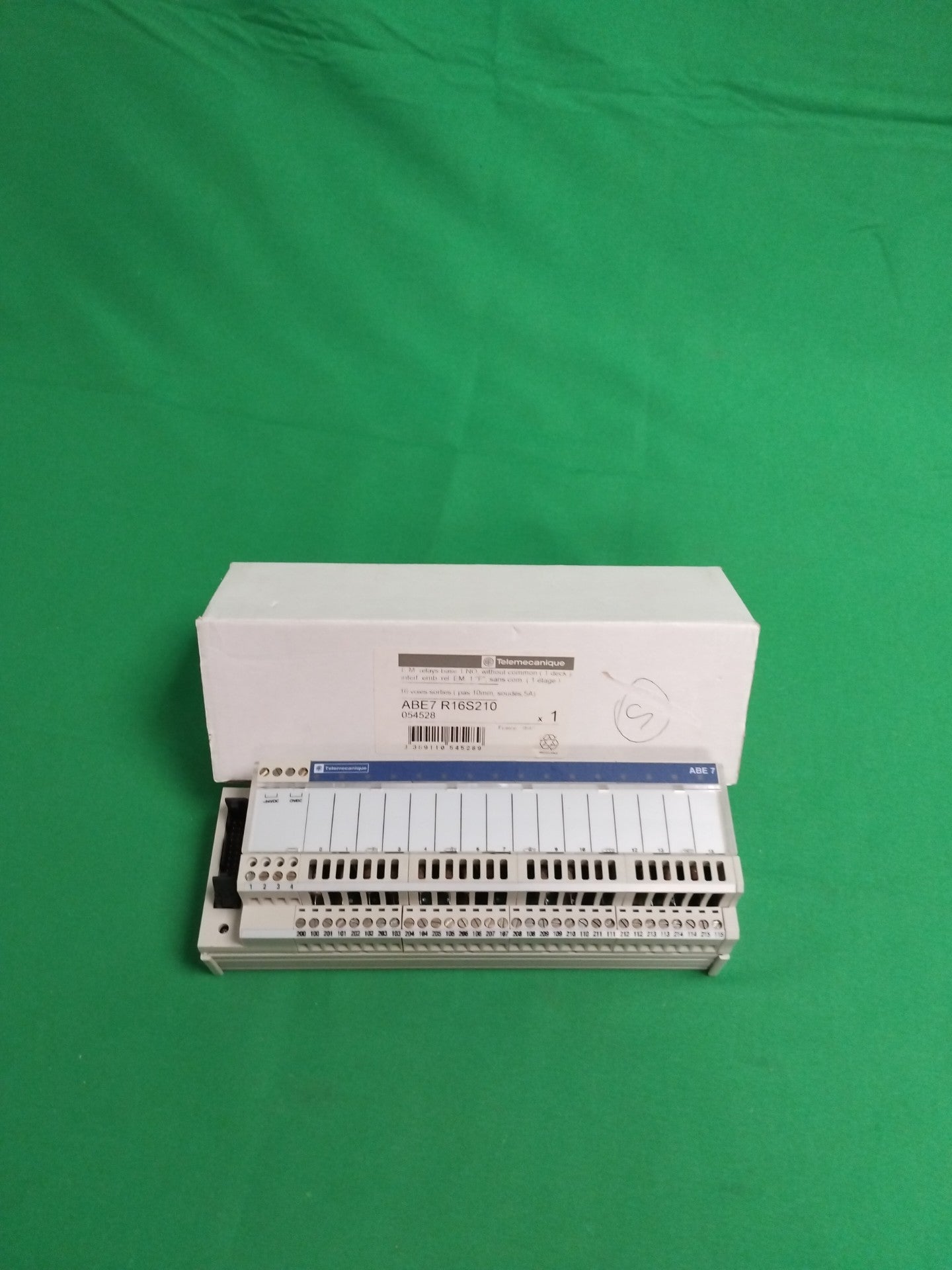 Schneider-Electric ABE7 R16S210 ABE7R16S210