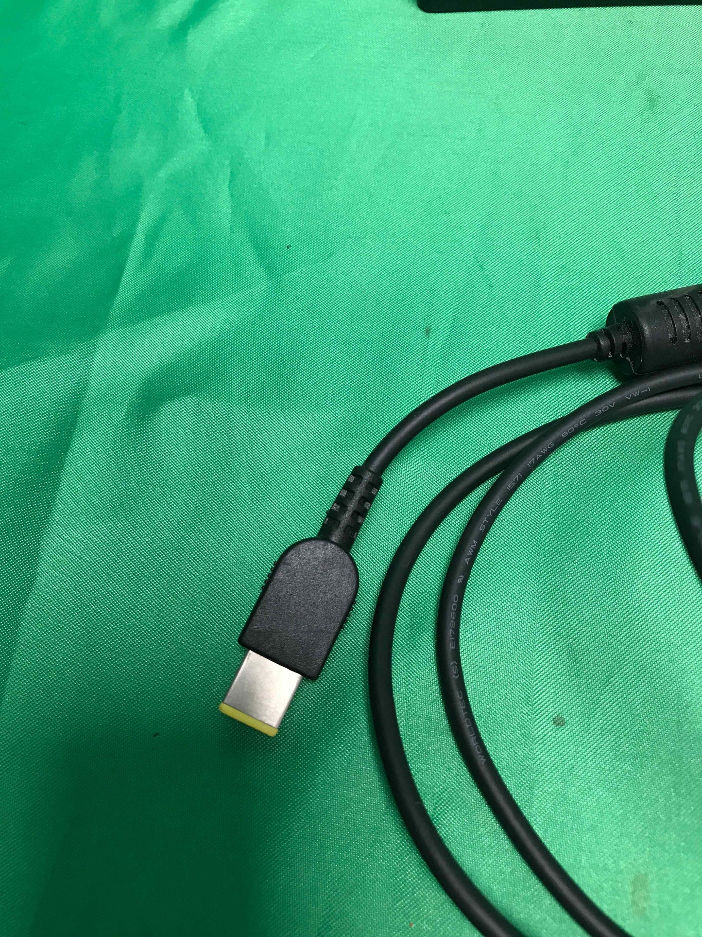 LENOVO-ADLX90NDC3A/ADLX90NDC3A