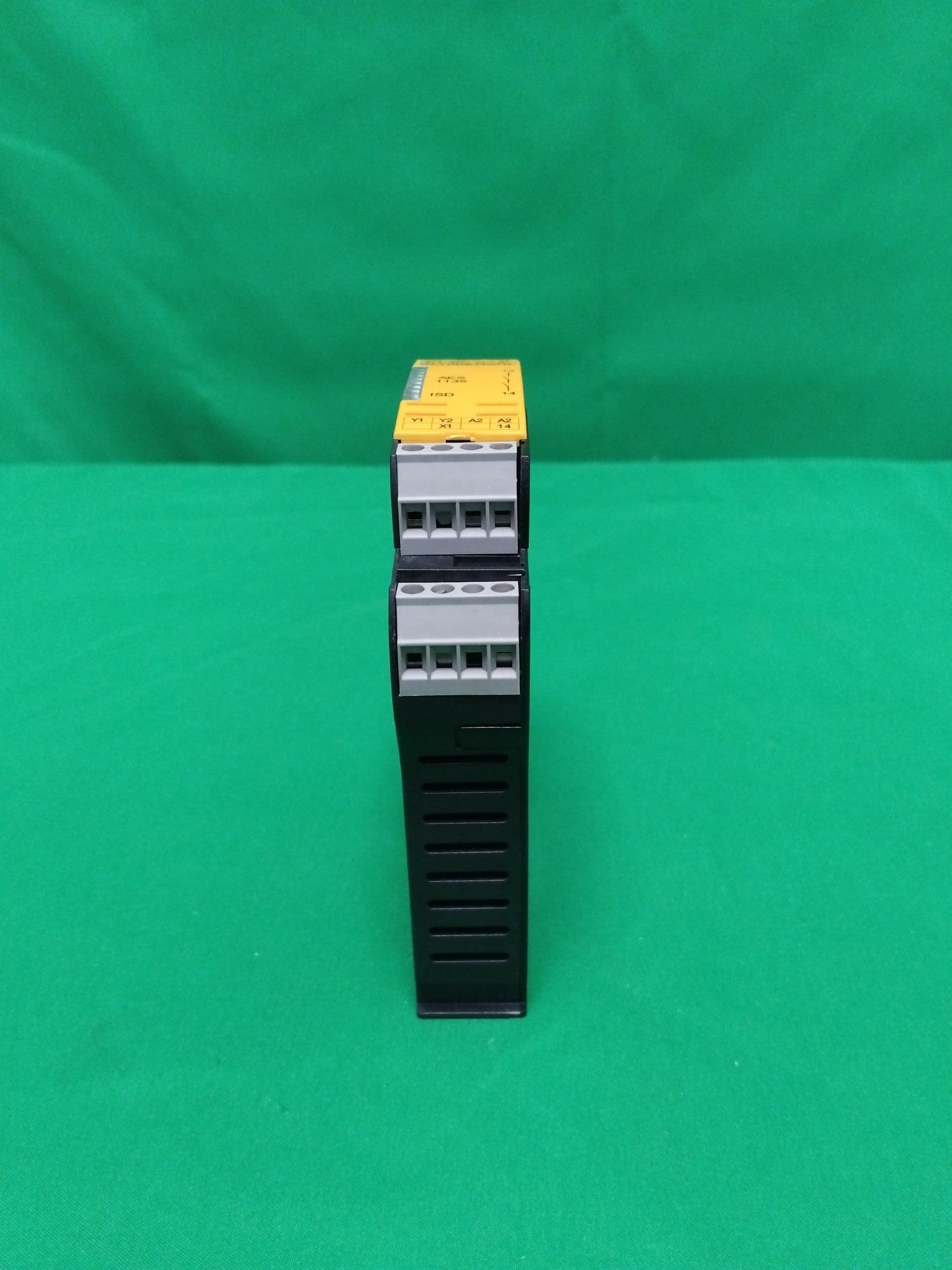 SCHMERSAL AES1135 AES1135