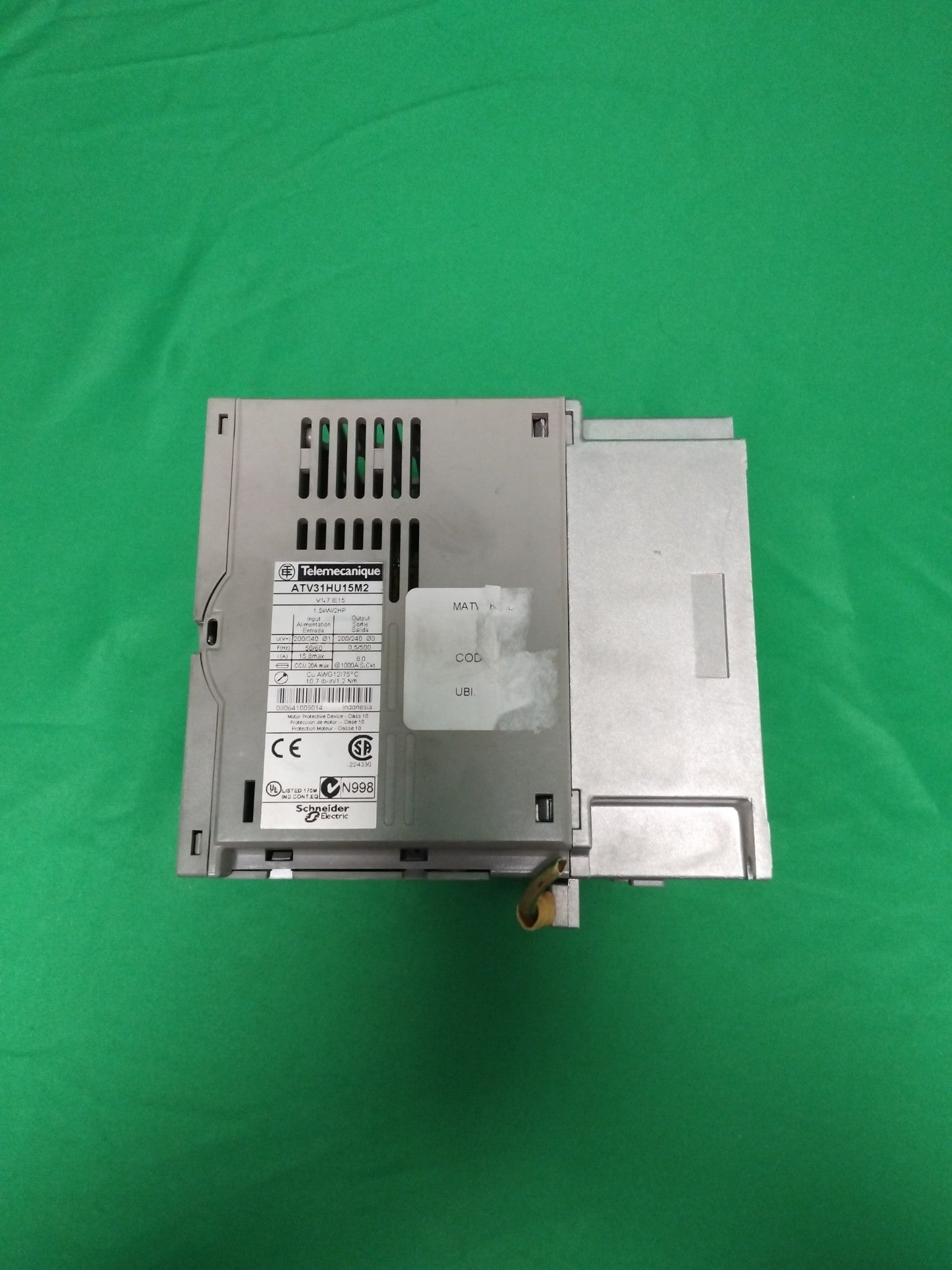 Telemecanique ATV31HU15M2 ATV31HU15M2 Defective