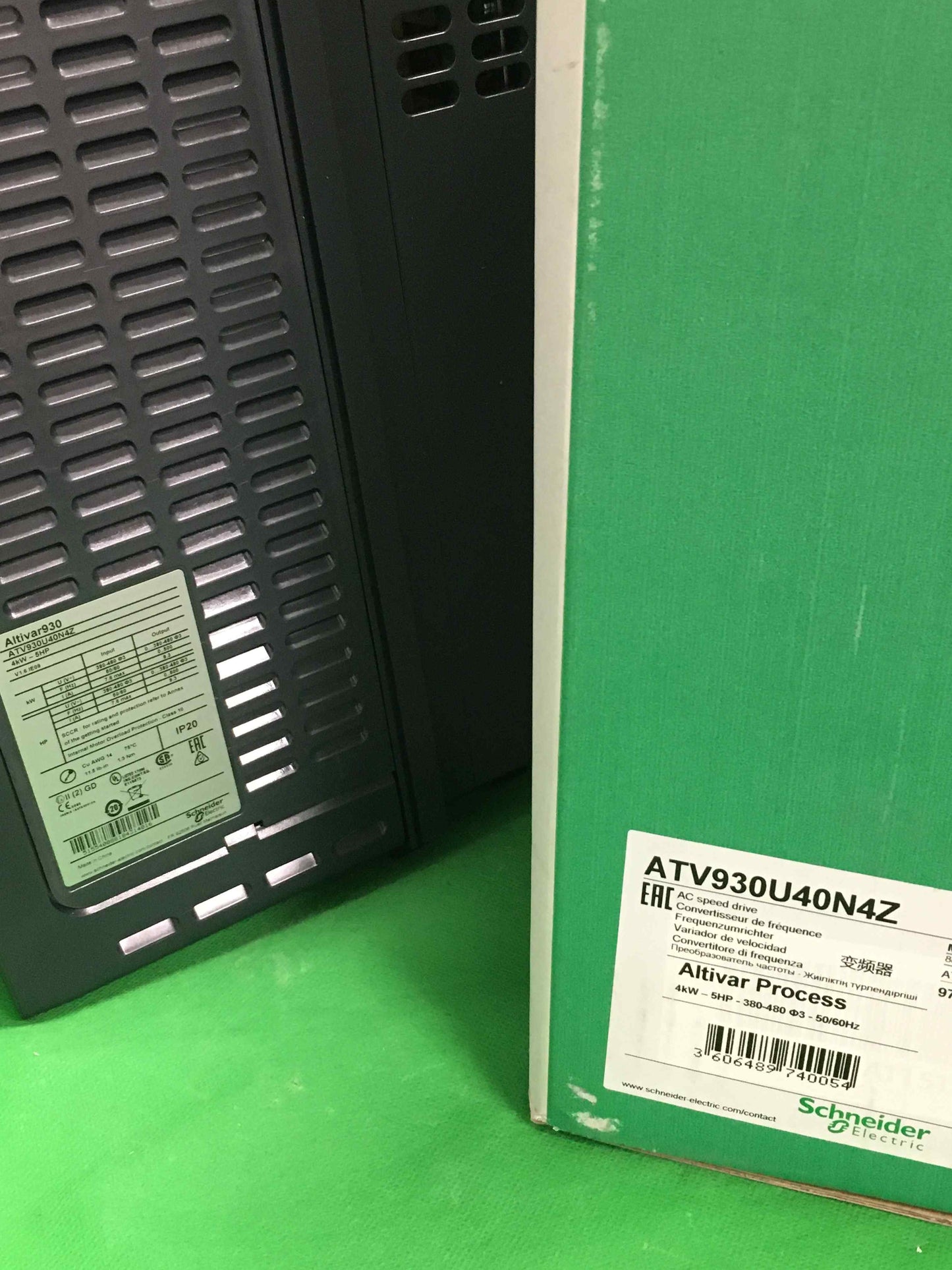 Schneider Electric-ATV930U40N4Z/ATV930U40N4Z