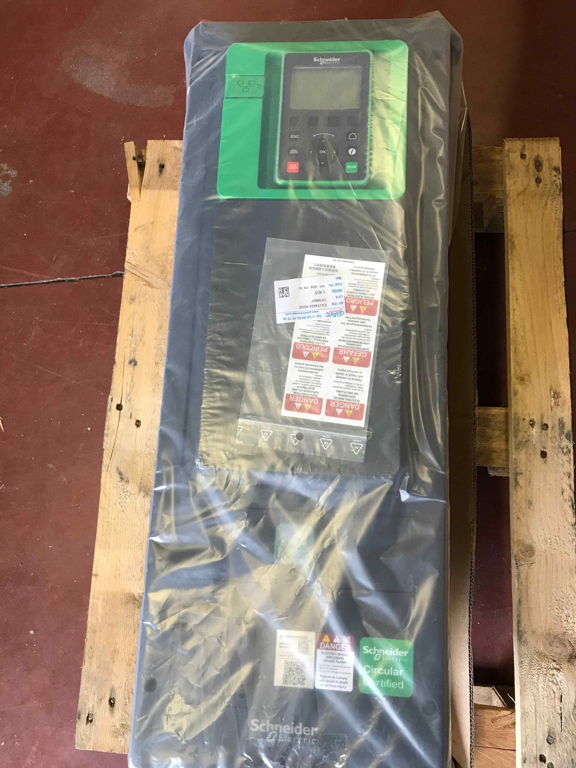 Schneider Electric-ATV950D18N4/ATV950D18N4