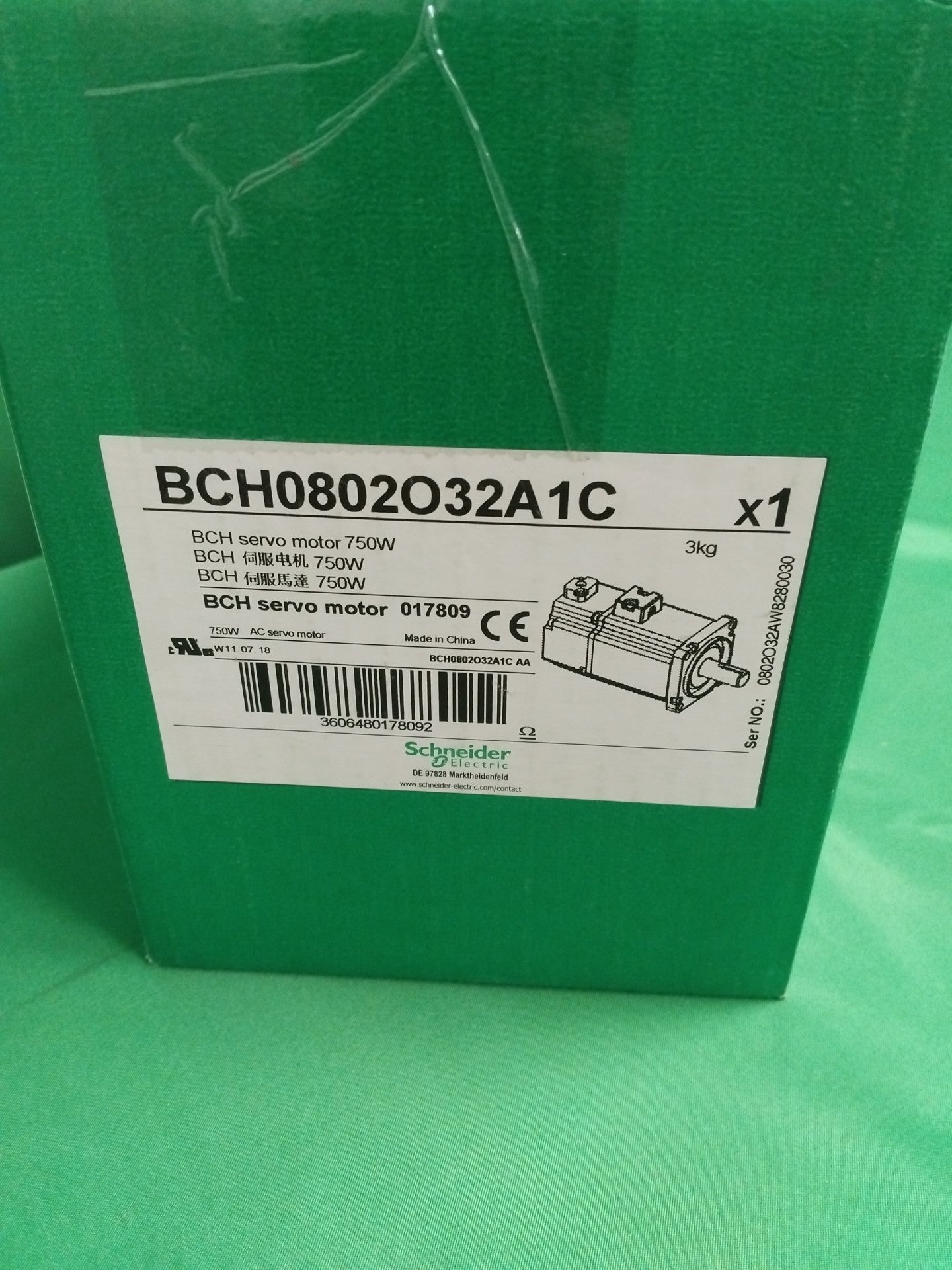 Schneider-Electric BCH0802O32A1C BCH0802O32A1C BCH SERVO MOTOR 750W