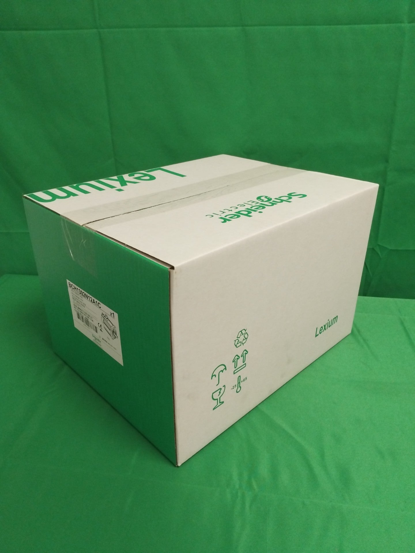 Schneider-Electric BCH1302N12A1C BCH1302N12A1C BCH SERVO MOTOR
