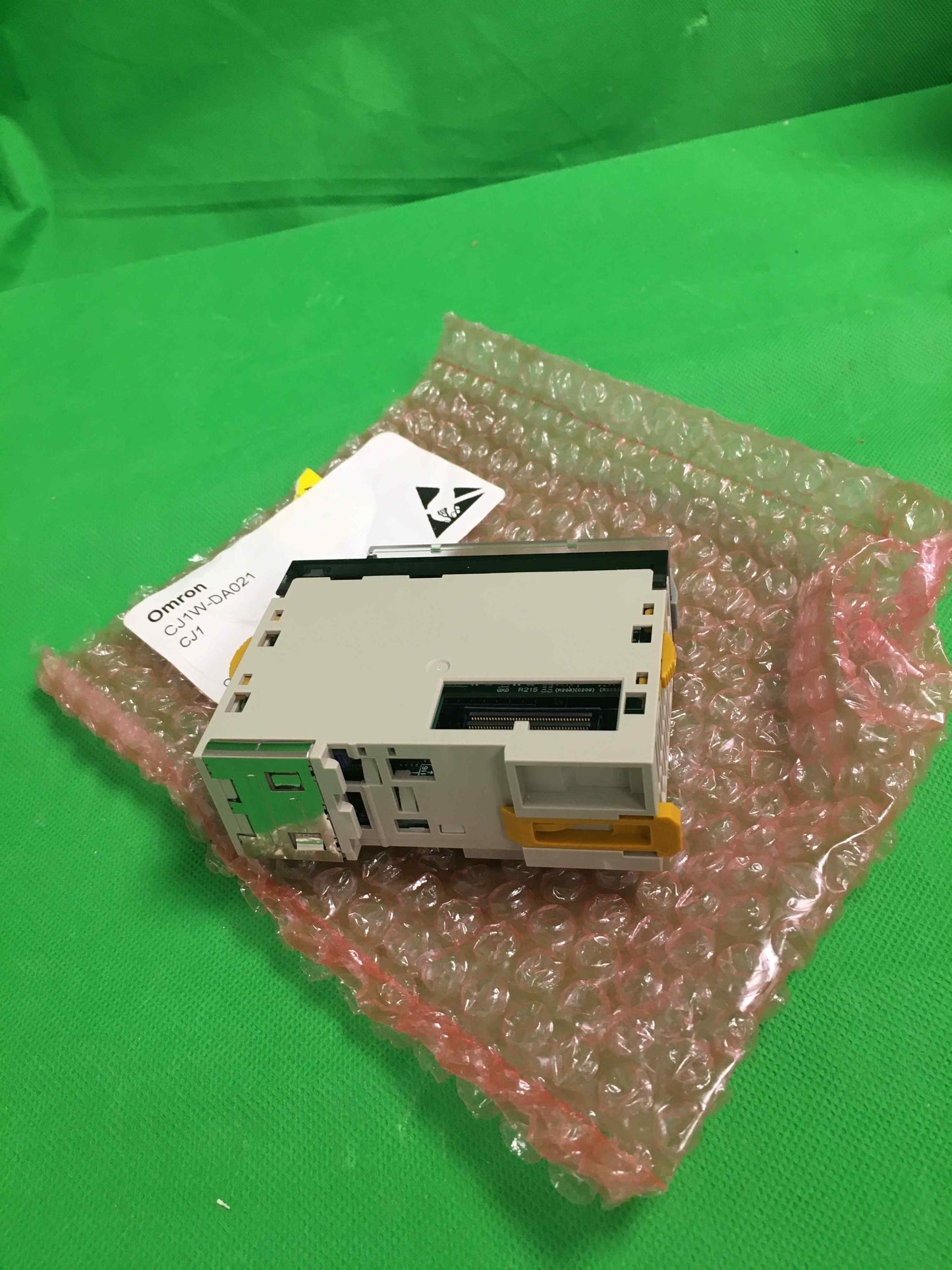 Omron-CJ1W-DA021 USED/CJ1WDA021