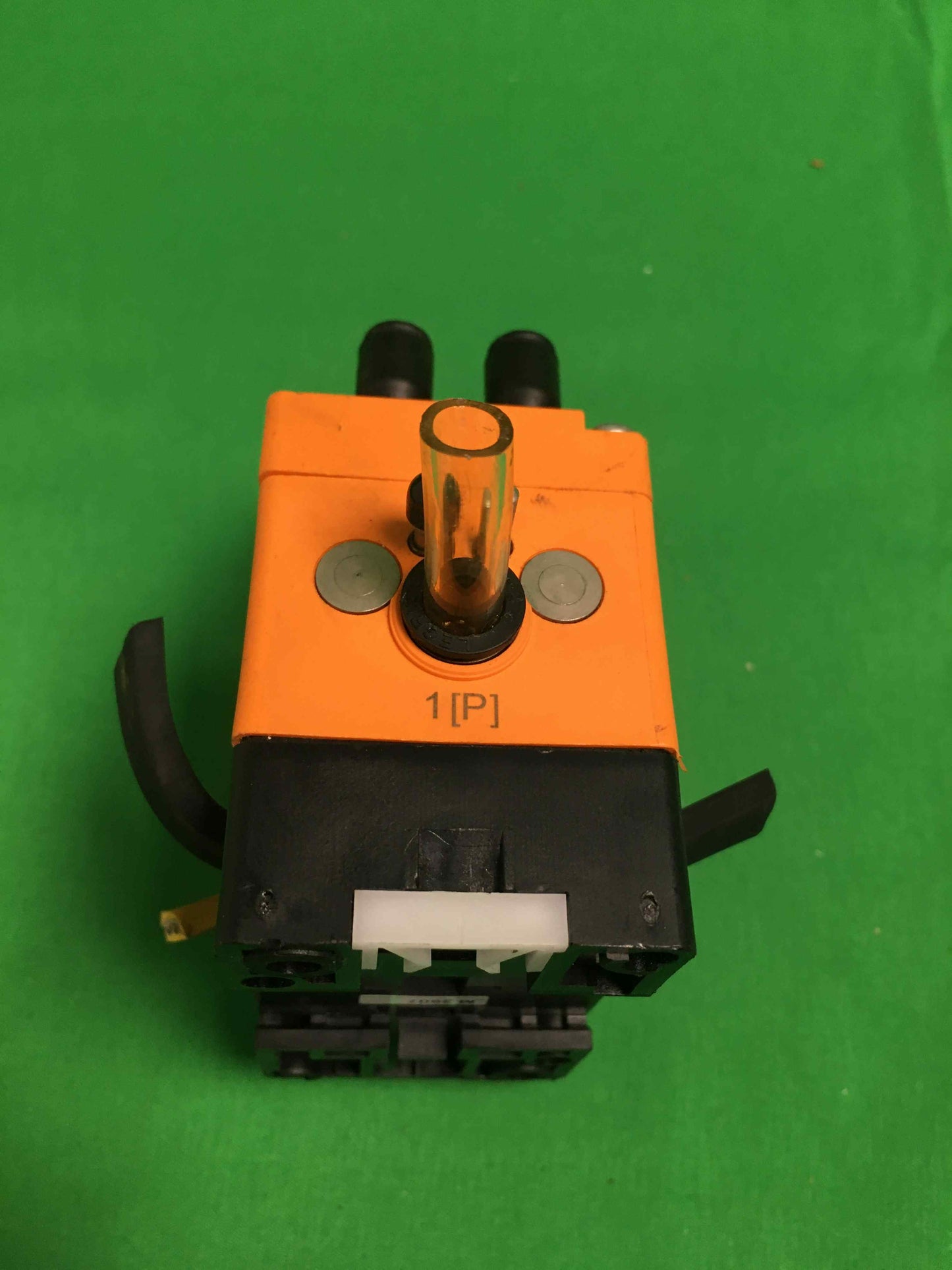 IFM ELECTRONIC AirBox 2x2DI 2PO M12 AirBox2x2DI2POM12 IP65 ORDER NO: AC 2041