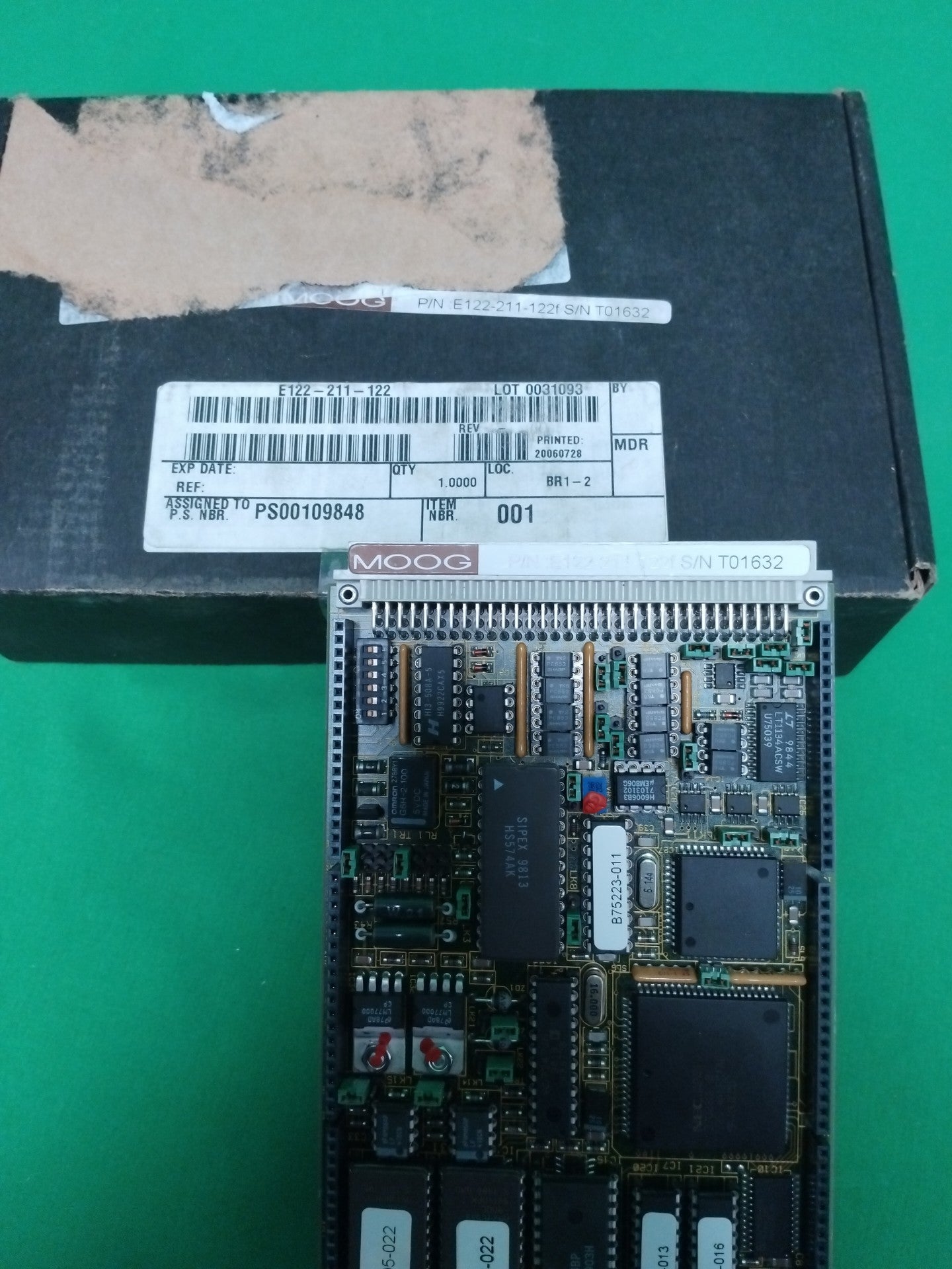 Moog E122-211-122F E122211122F open box