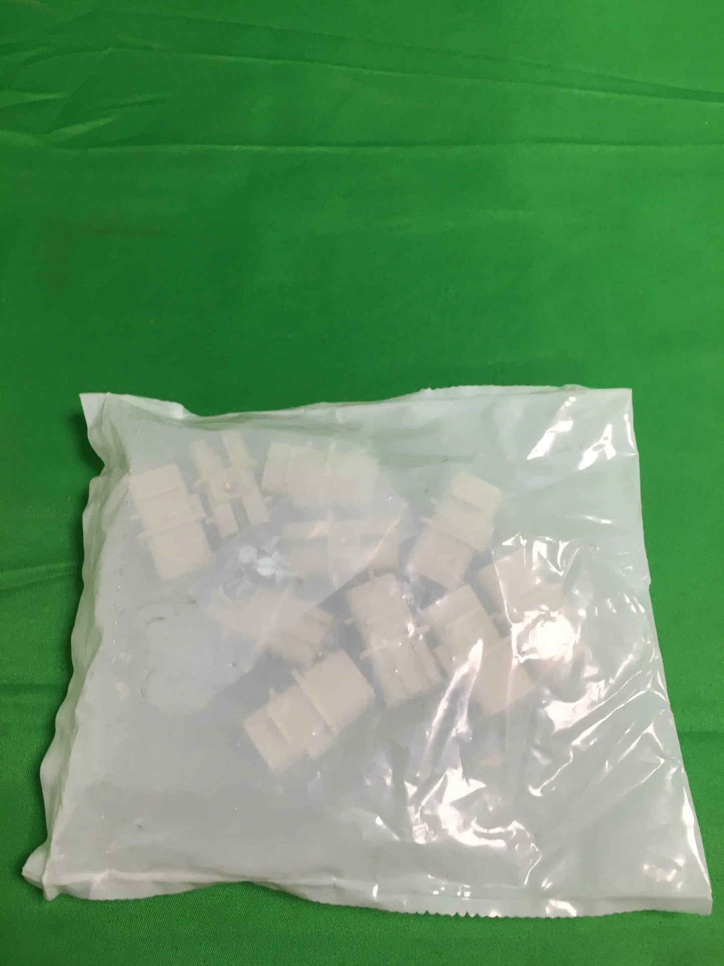 HARTING HAN 8 D-F-C HAN8DFC 10 UNITS ORDER NO: 09360083101