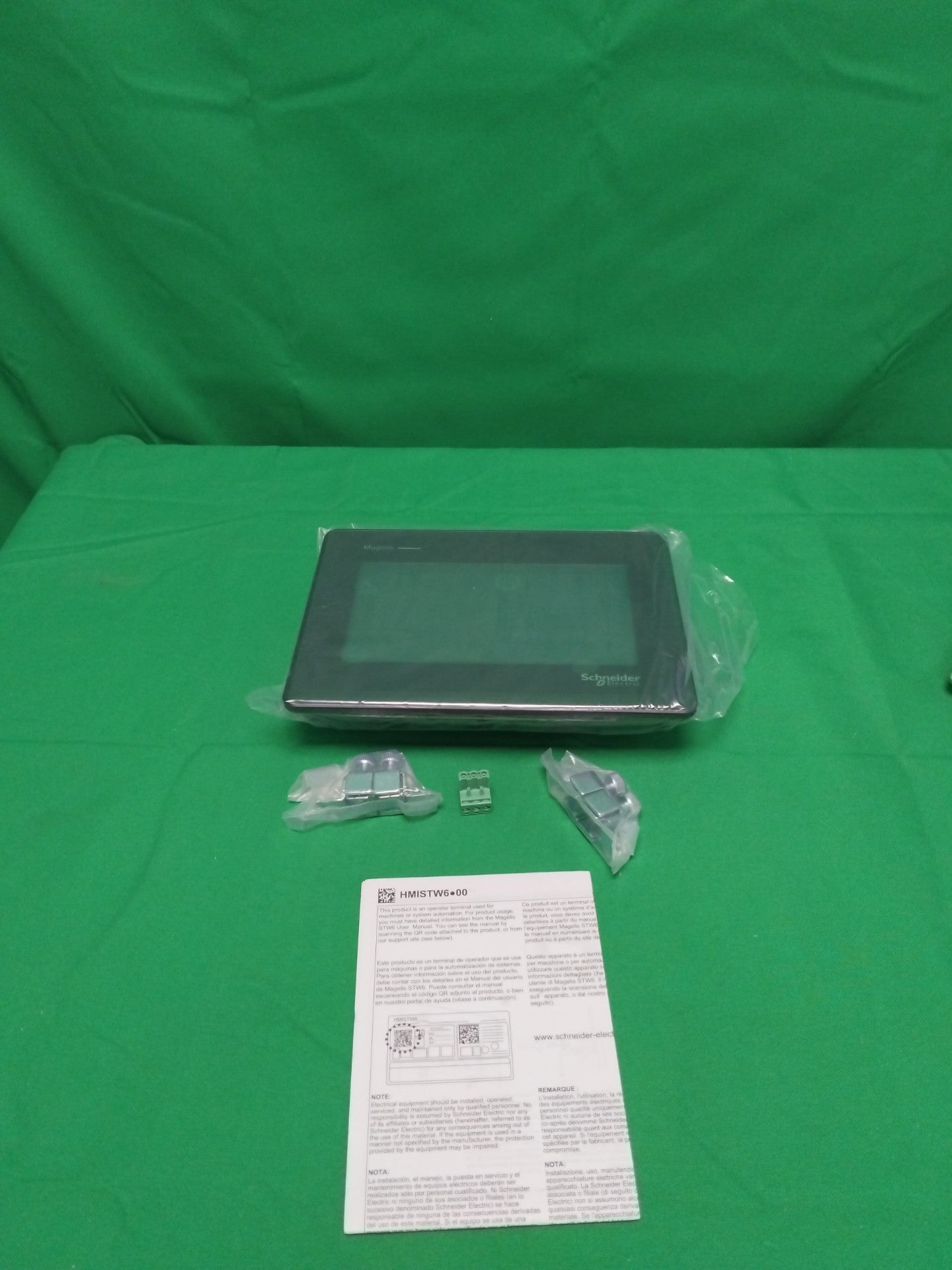 Schneider-Electric HMISTW6400 HMISTW6400