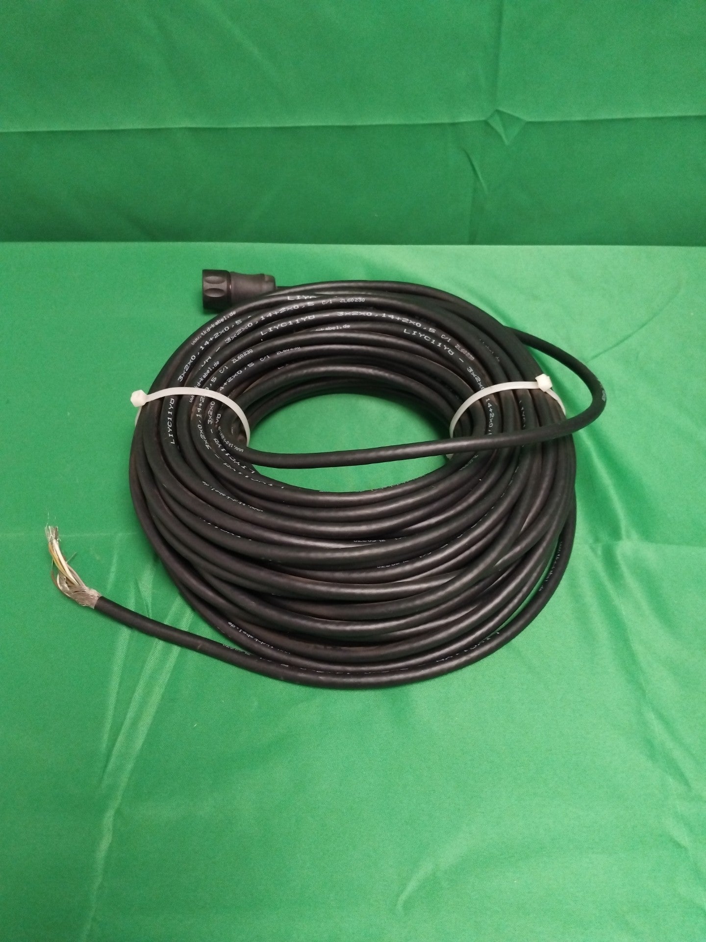 TKD KABEL LIYC11Y LIYC11Y ZL60230 3X2X0,14+2X0,5