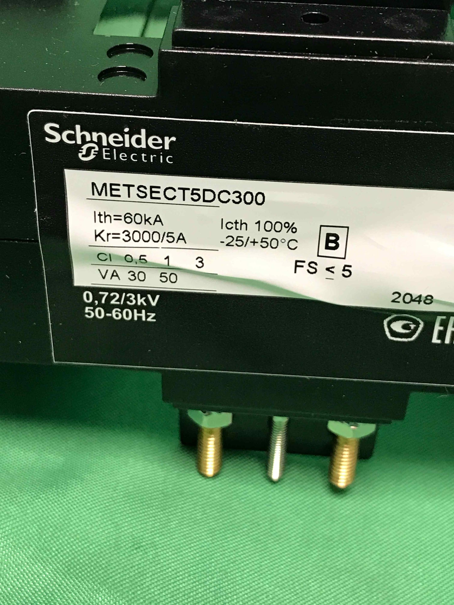 Schneider Electric-METSECT5DC300/METSECT5DC300