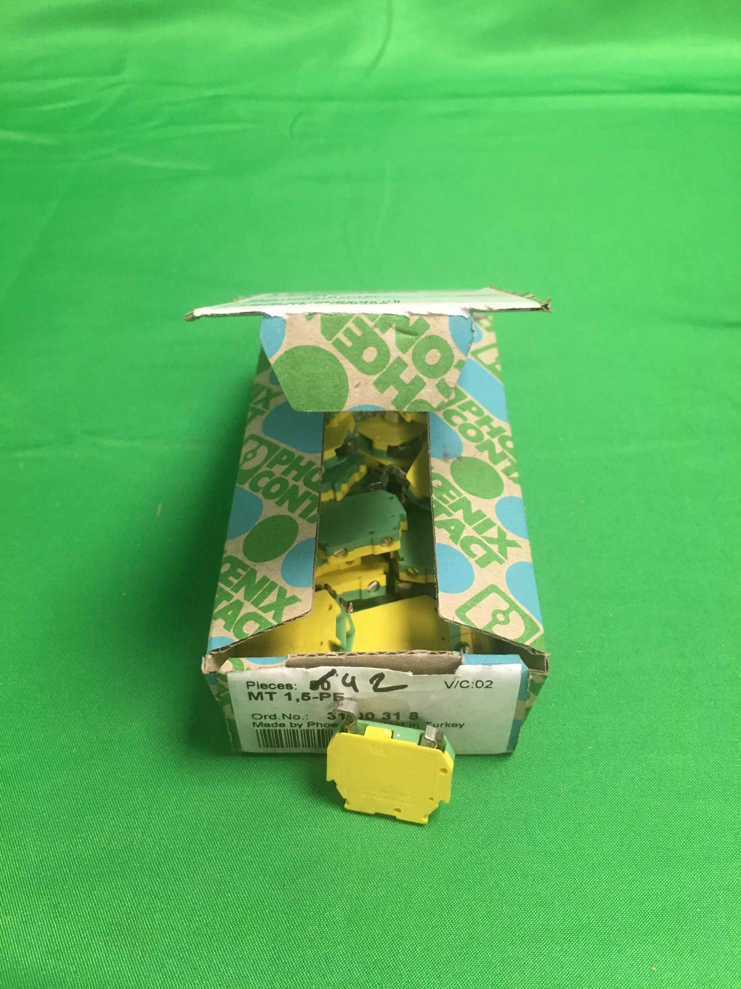 PHOENIX CONTACT MT 1,5-PE MT15PE OPEN BOX OEDER NO: 31 00 31 8 BOX OF 10 UNITS
