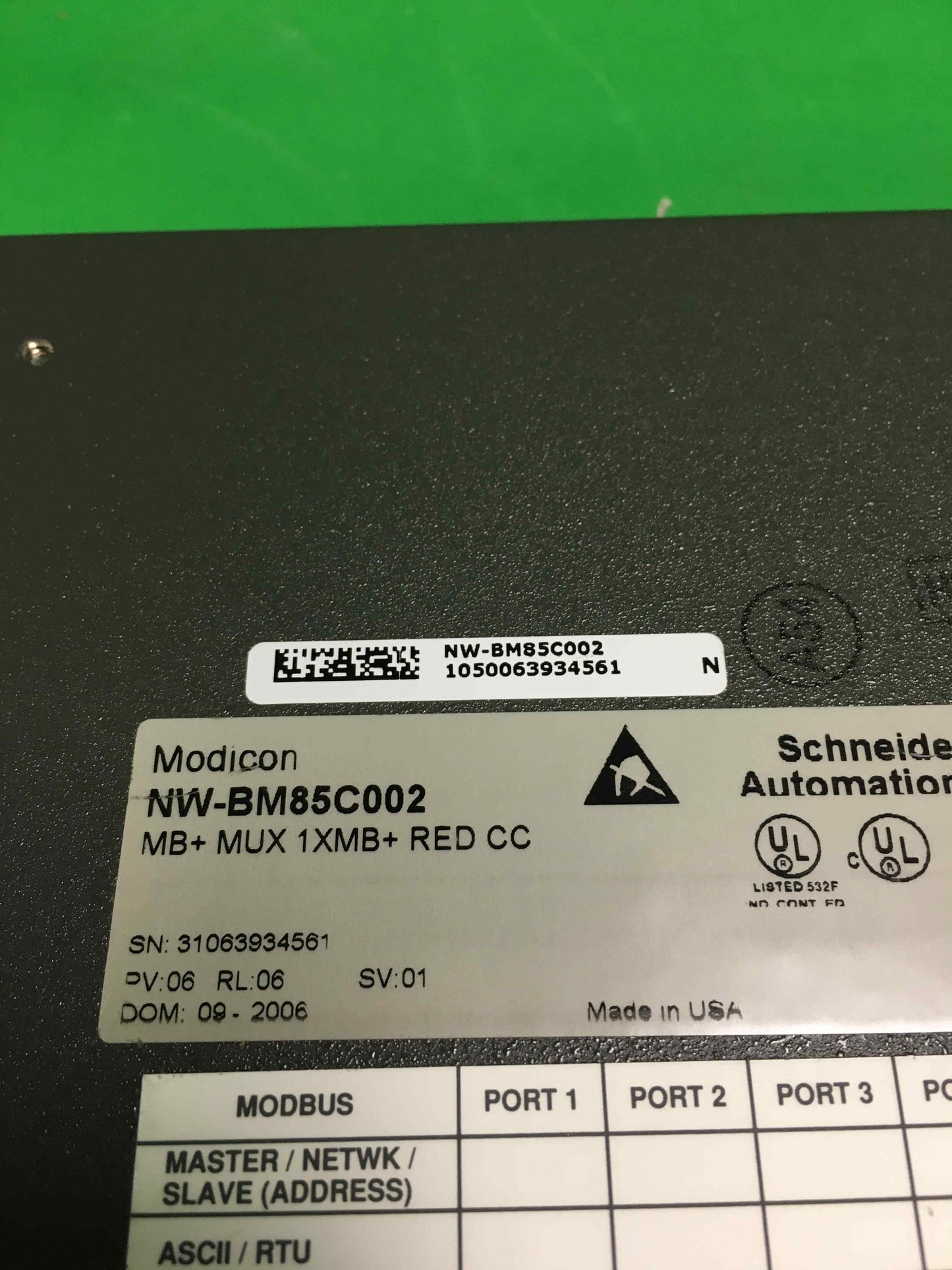 Schneider Electric-NW-BM85C002/NWBM85C002