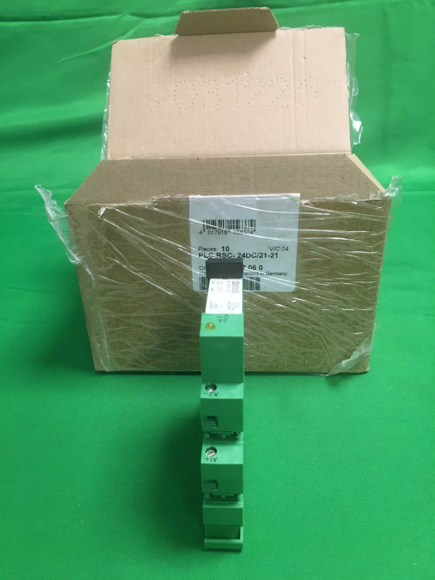 PHOENIX CONTACT PLC-RSC- 24DC/21-21 OPEN BOX ORDER NO: 29 67 06 0 10 UNITS